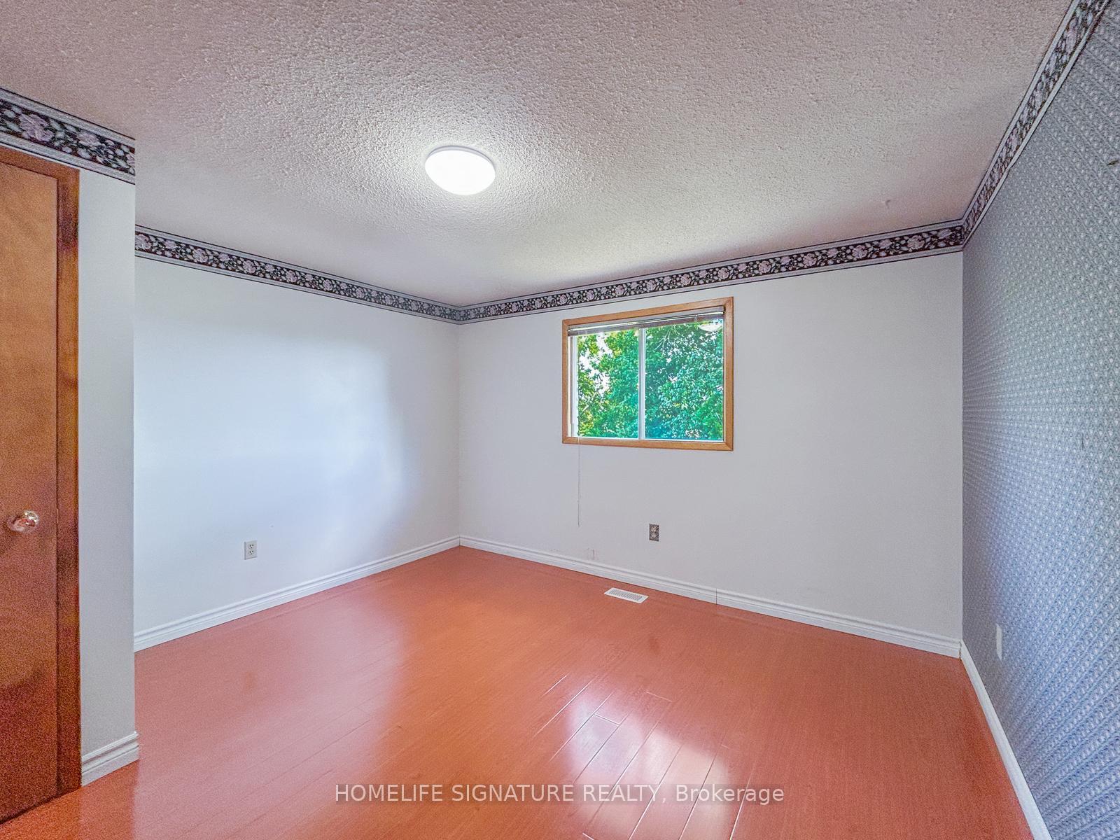 Photo 23 of 659 Upper Horning Road, Hamilton, Gurnett — HOMEH