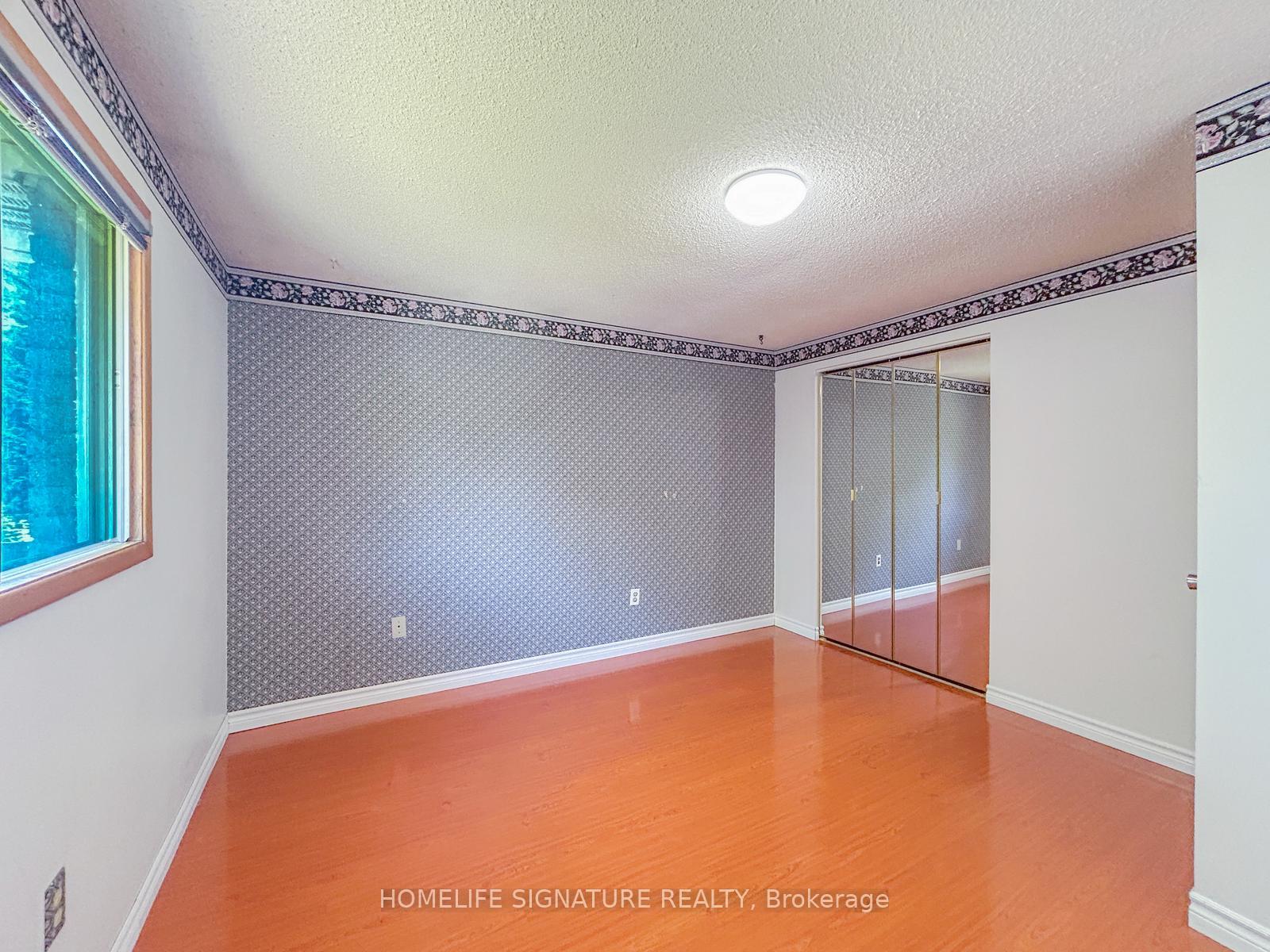 Photo 24 of 659 Upper Horning Road, Hamilton, Gurnett — HOMEH