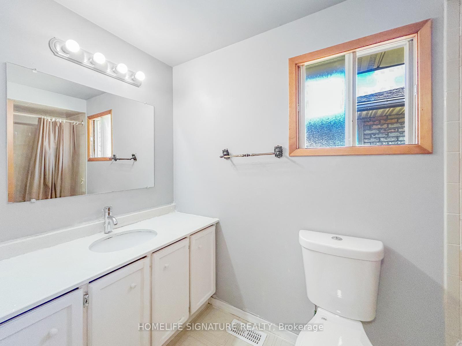 Photo 20 of 659 Upper Horning Road, Hamilton, Gurnett — HOMEH