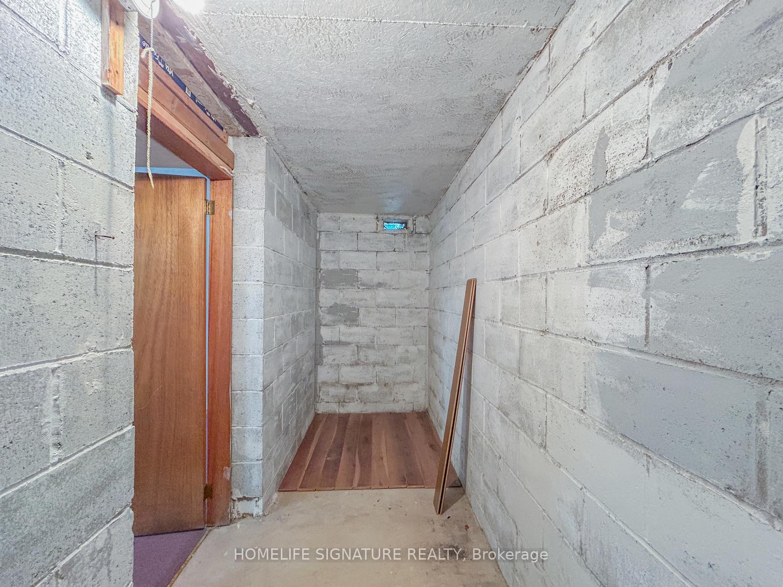 Photo 41 of 659 Upper Horning Road, Hamilton, Gurnett — HOMEH