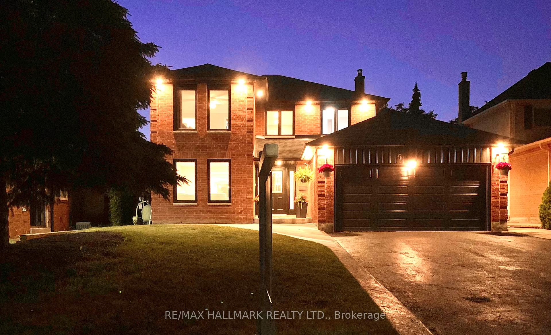 Photo 1 of 5 Bateman Court, Whitby, Lynde Creek — HOMEH
