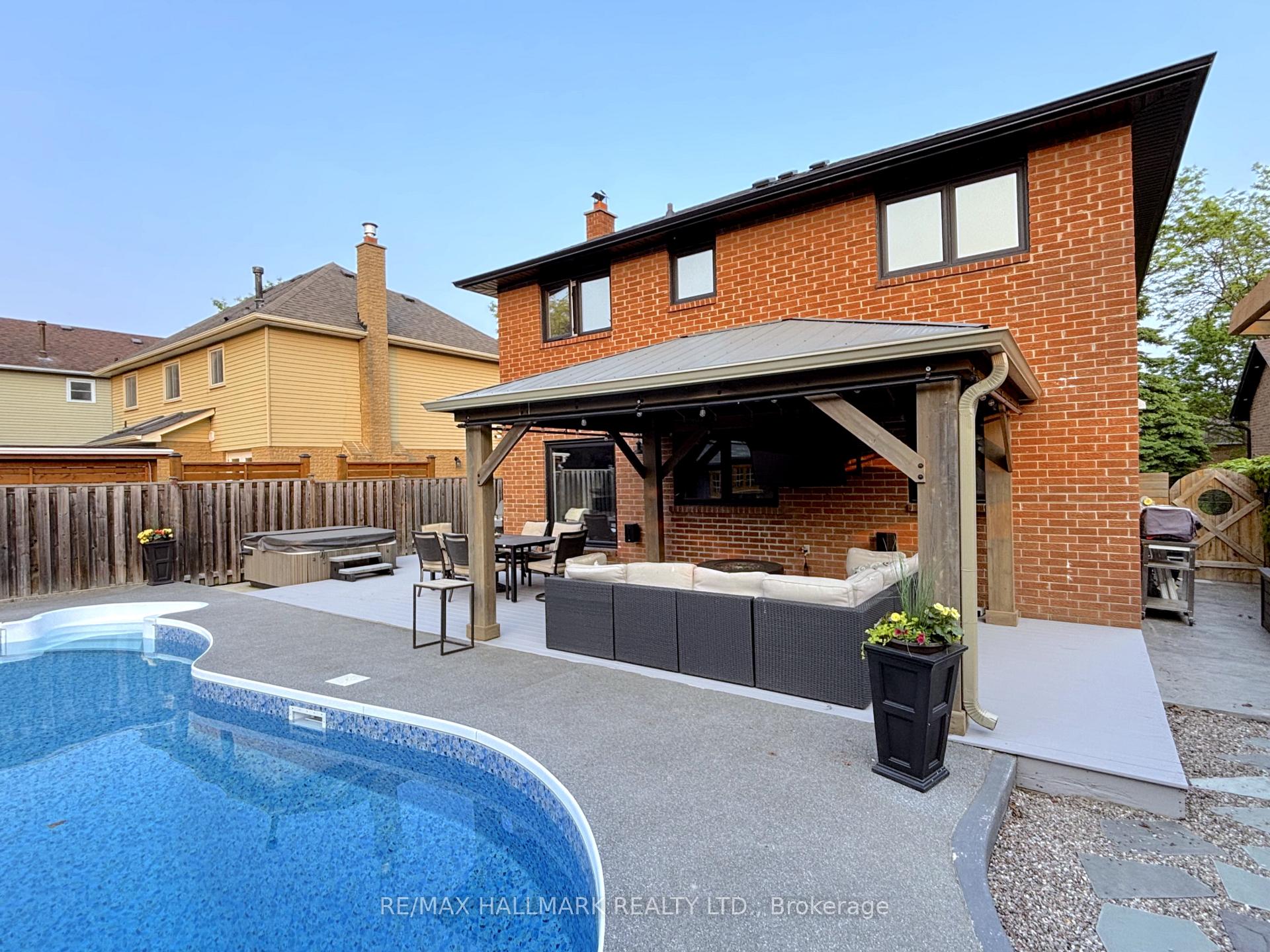 Photo 7 of 5 Bateman Court, Whitby, Lynde Creek — HOMEH