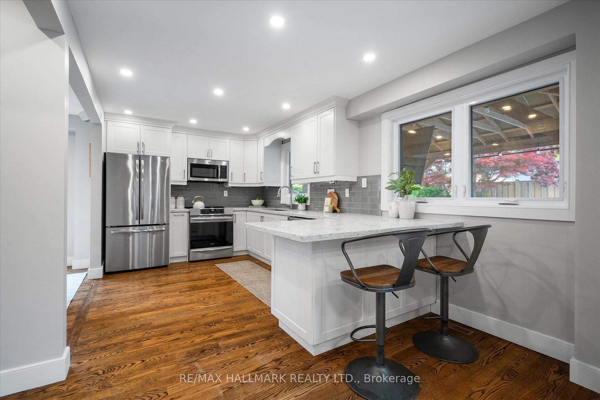 Photo 9 of 5 Bateman Court, Whitby, Lynde Creek — HOMEH