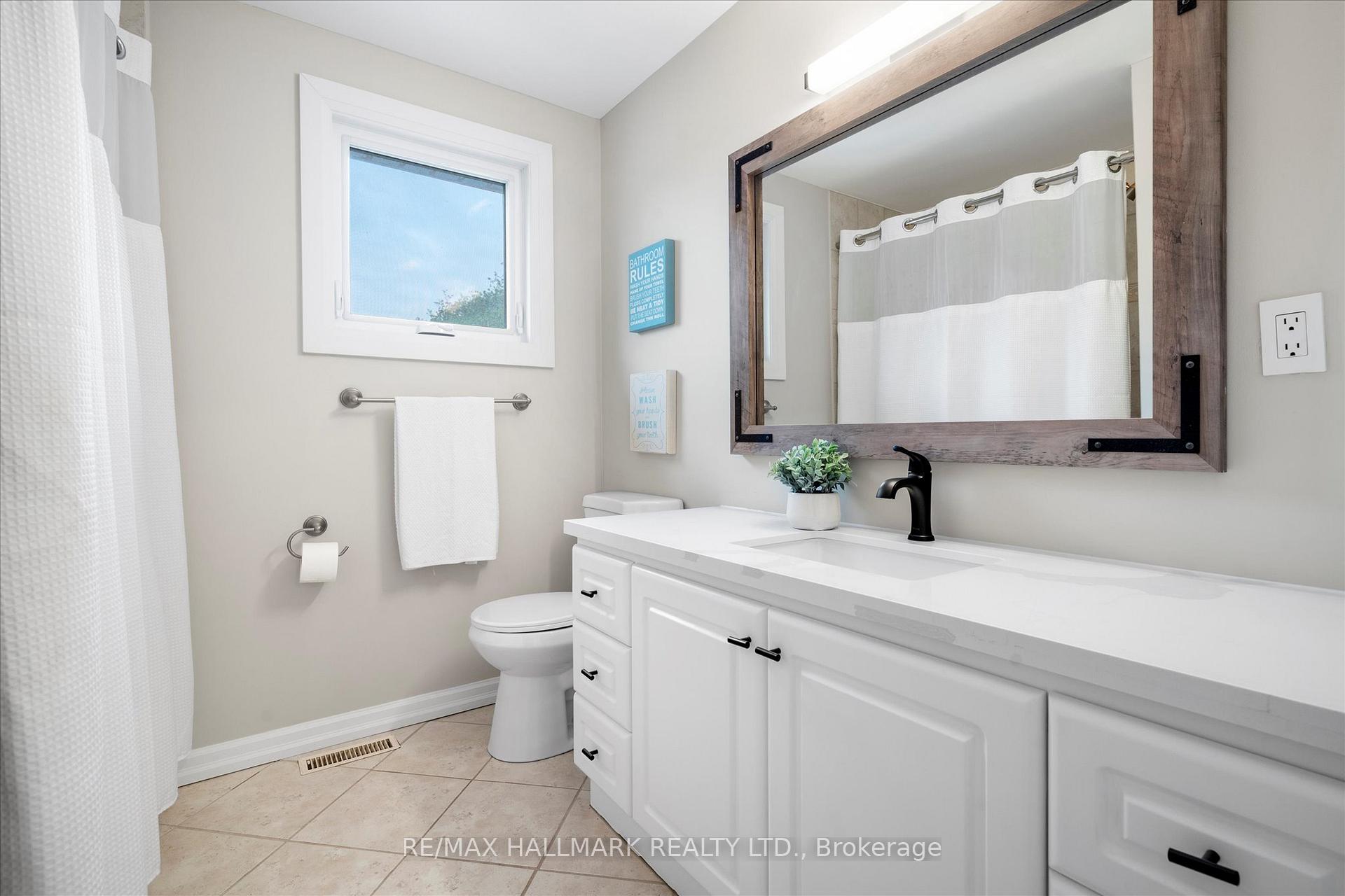 Photo 34 of 5 Bateman Court, Whitby, Lynde Creek — HOMEH