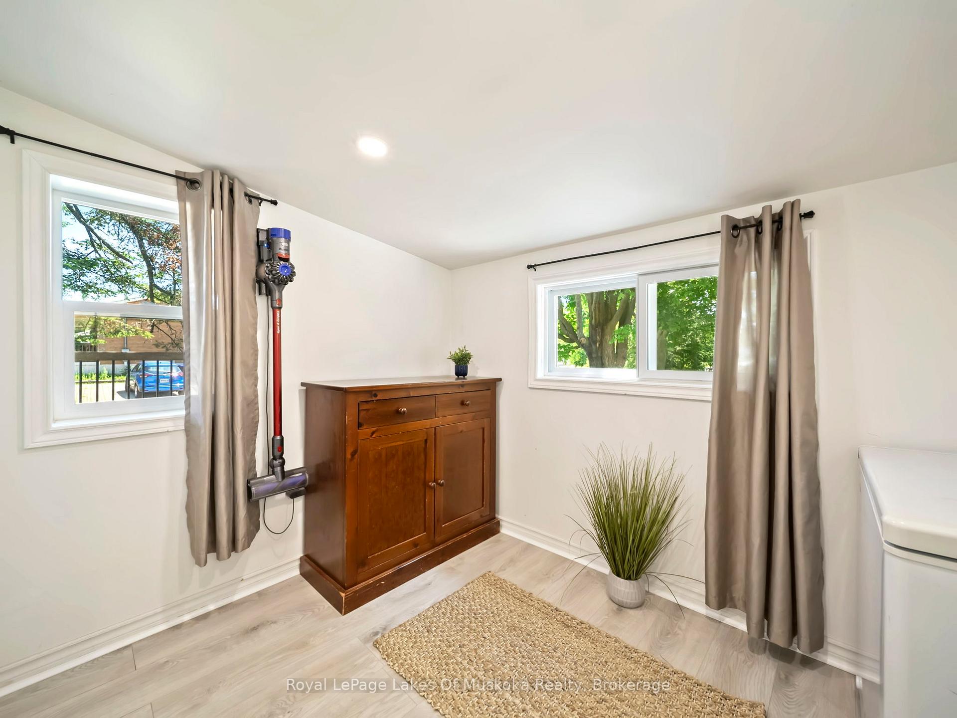 Photo 6 of 620 Second Avenue, Tay, Port McNicoll — HOMEH