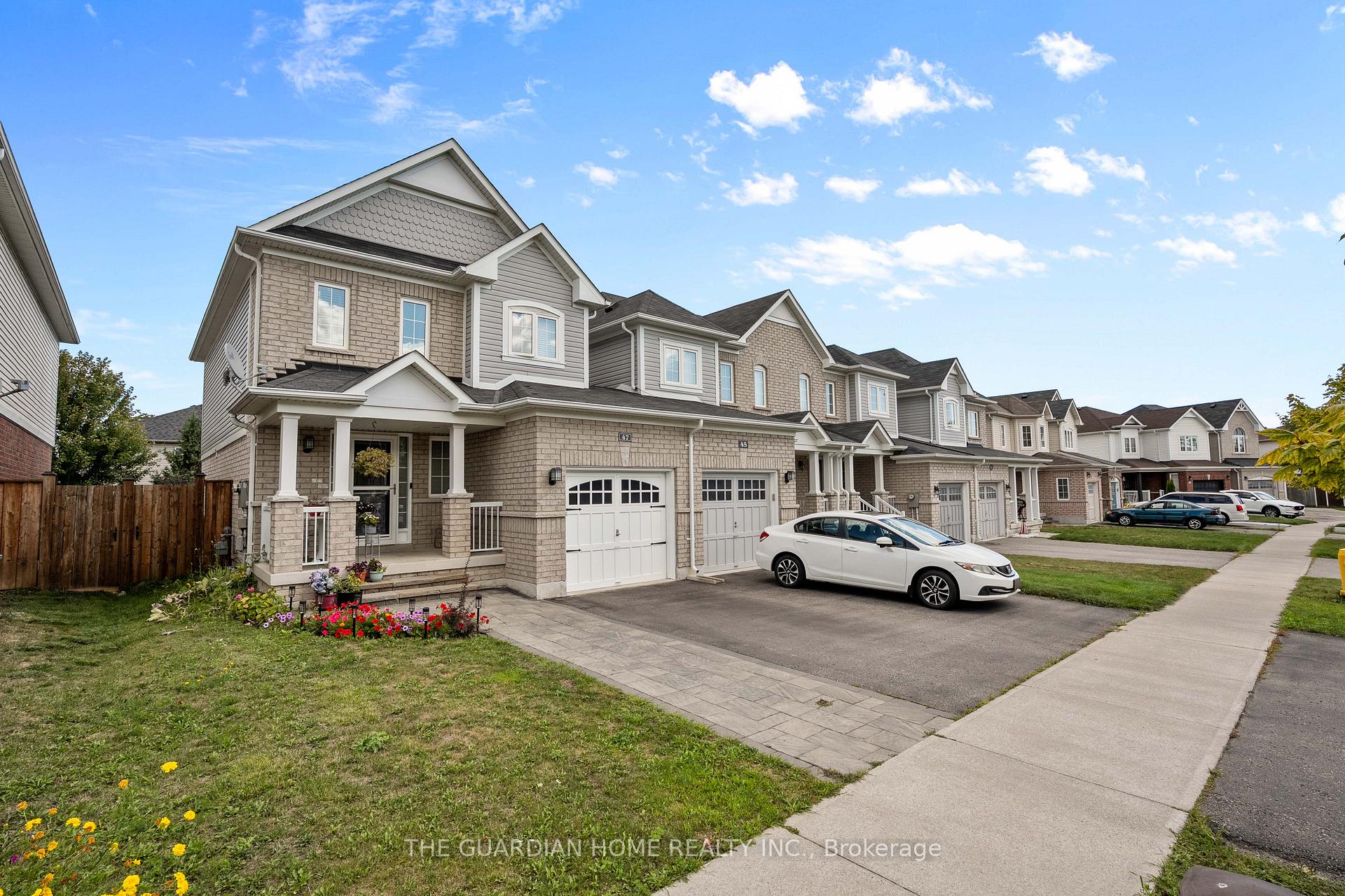 Photo 2 of 47 Forrester Drive, Clarington, Bowmanville — HOMEH