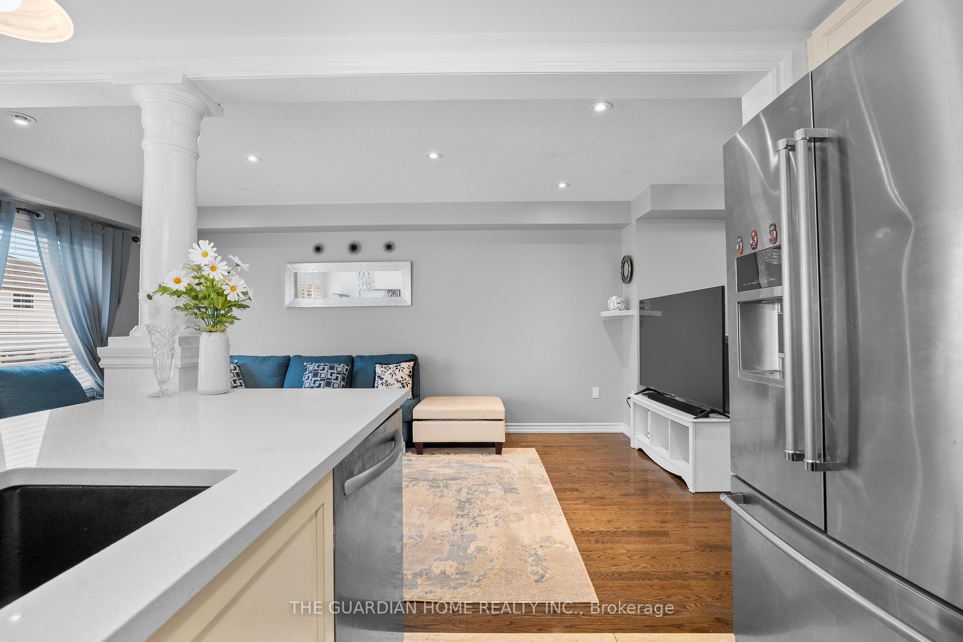 Photo 14 of 47 Forrester Drive, Clarington, Bowmanville — HOMEH