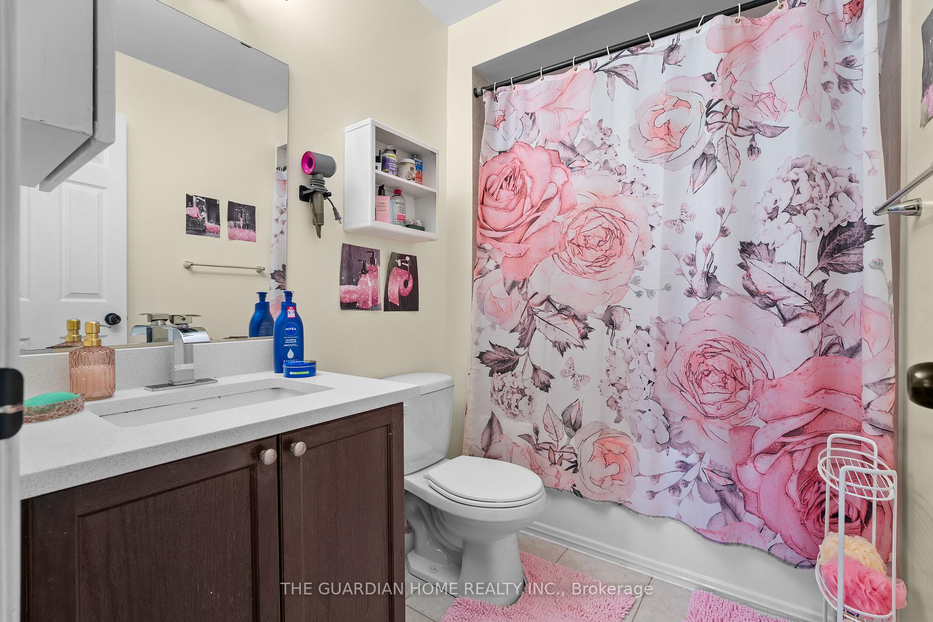 Photo 22 of 47 Forrester Drive, Clarington, Bowmanville — HOMEH