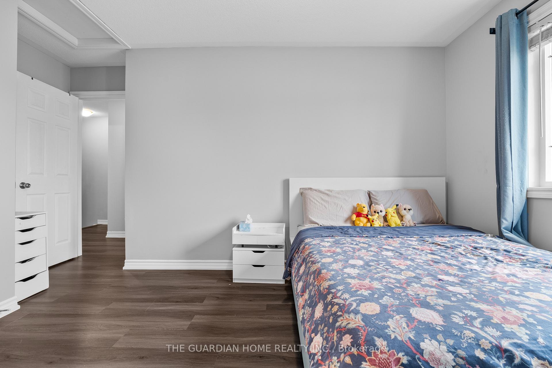 Photo 25 of 47 Forrester Drive, Clarington, Bowmanville — HOMEH