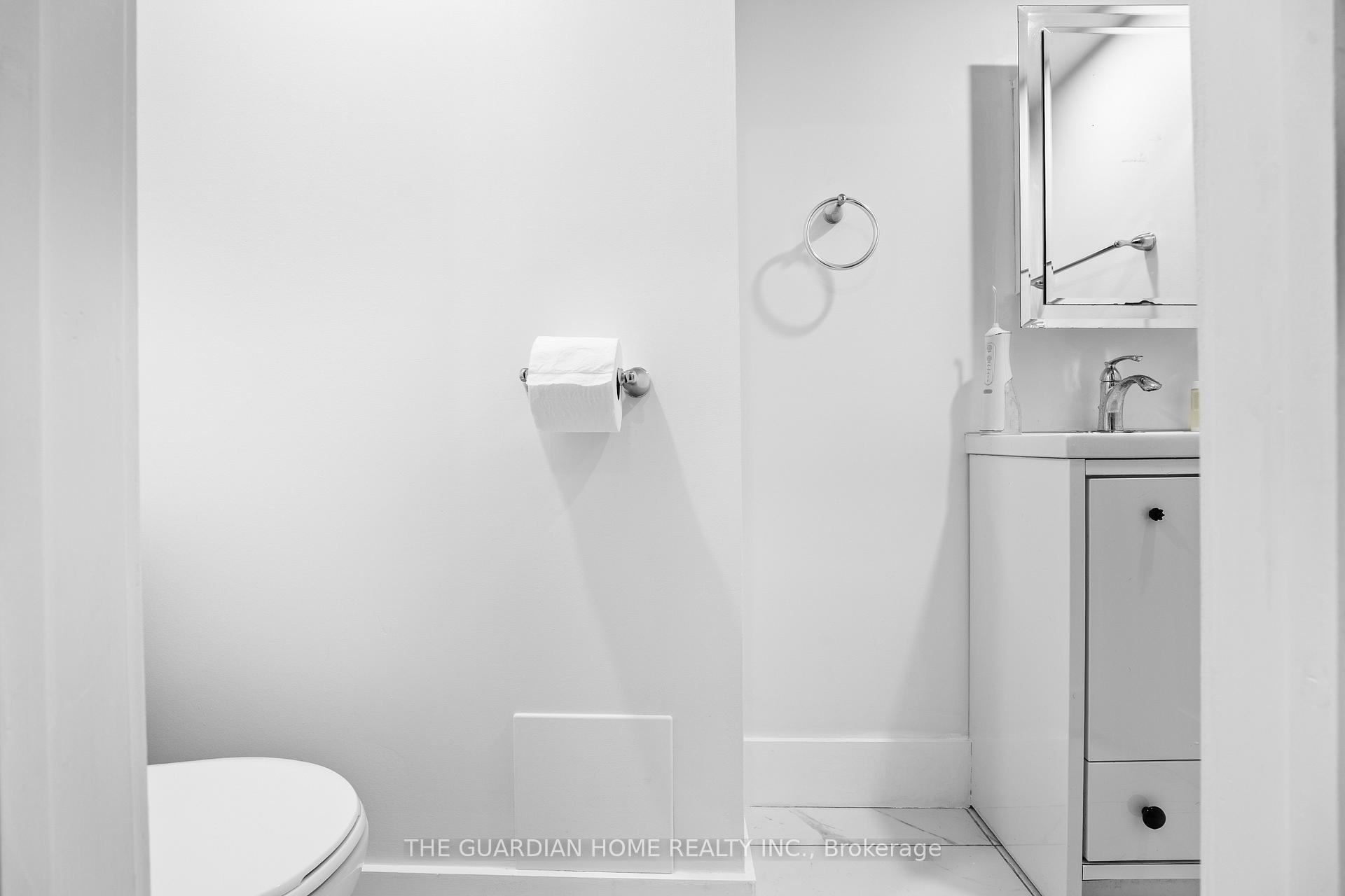 Photo 36 of 47 Forrester Drive, Clarington, Bowmanville — HOMEH