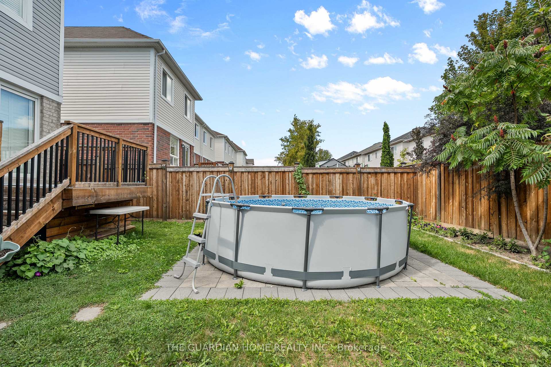 Photo 41 of 47 Forrester Drive, Clarington, Bowmanville — HOMEH