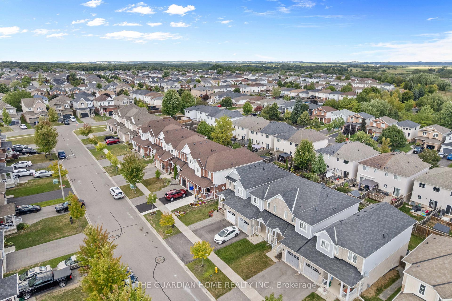 Photo 44 of 47 Forrester Drive, Clarington, Bowmanville — HOMEH