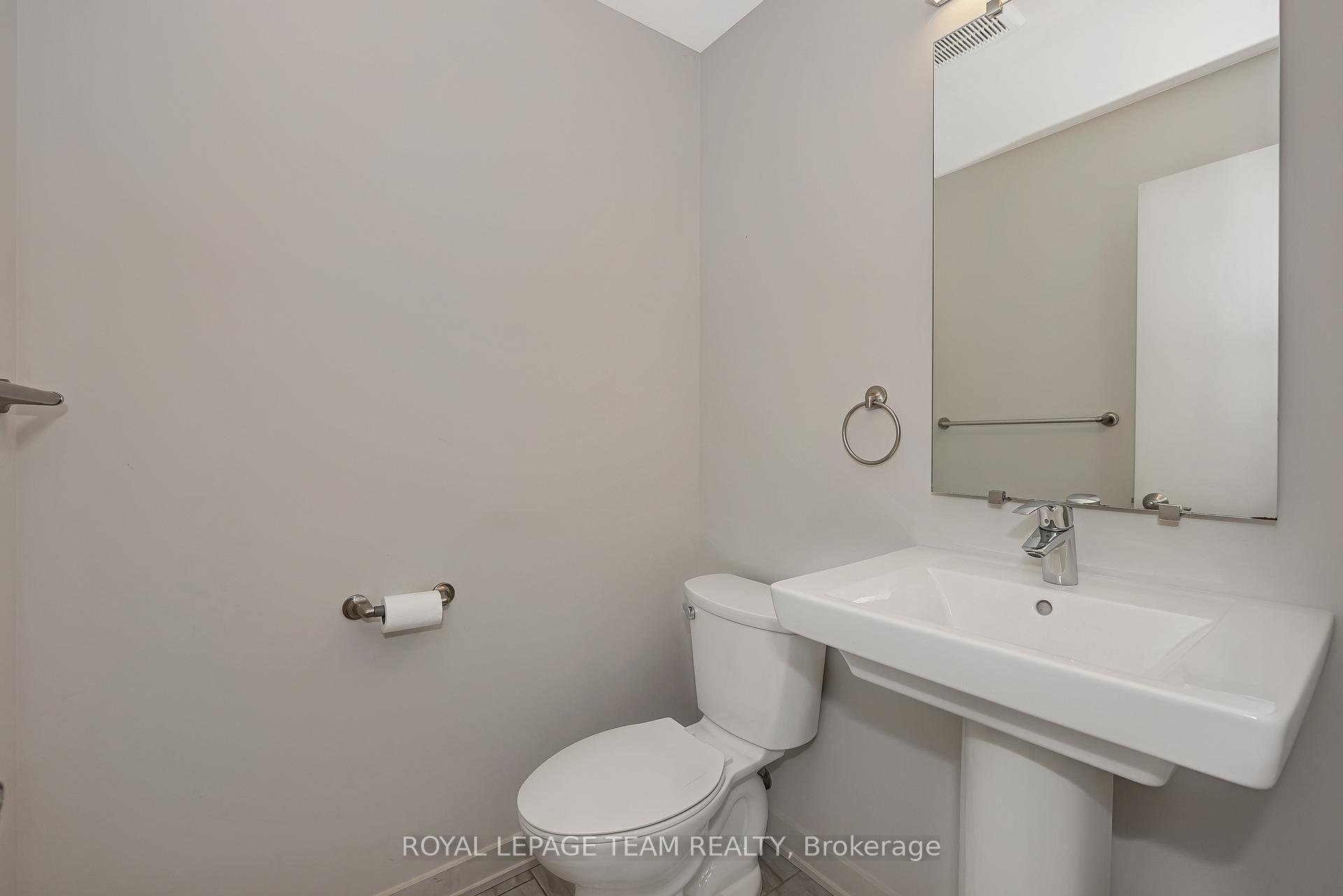 Photo 16 of 522 Borbridge Avenue, Ottawa, Riverside South/Gloucester Glen — HOMEH