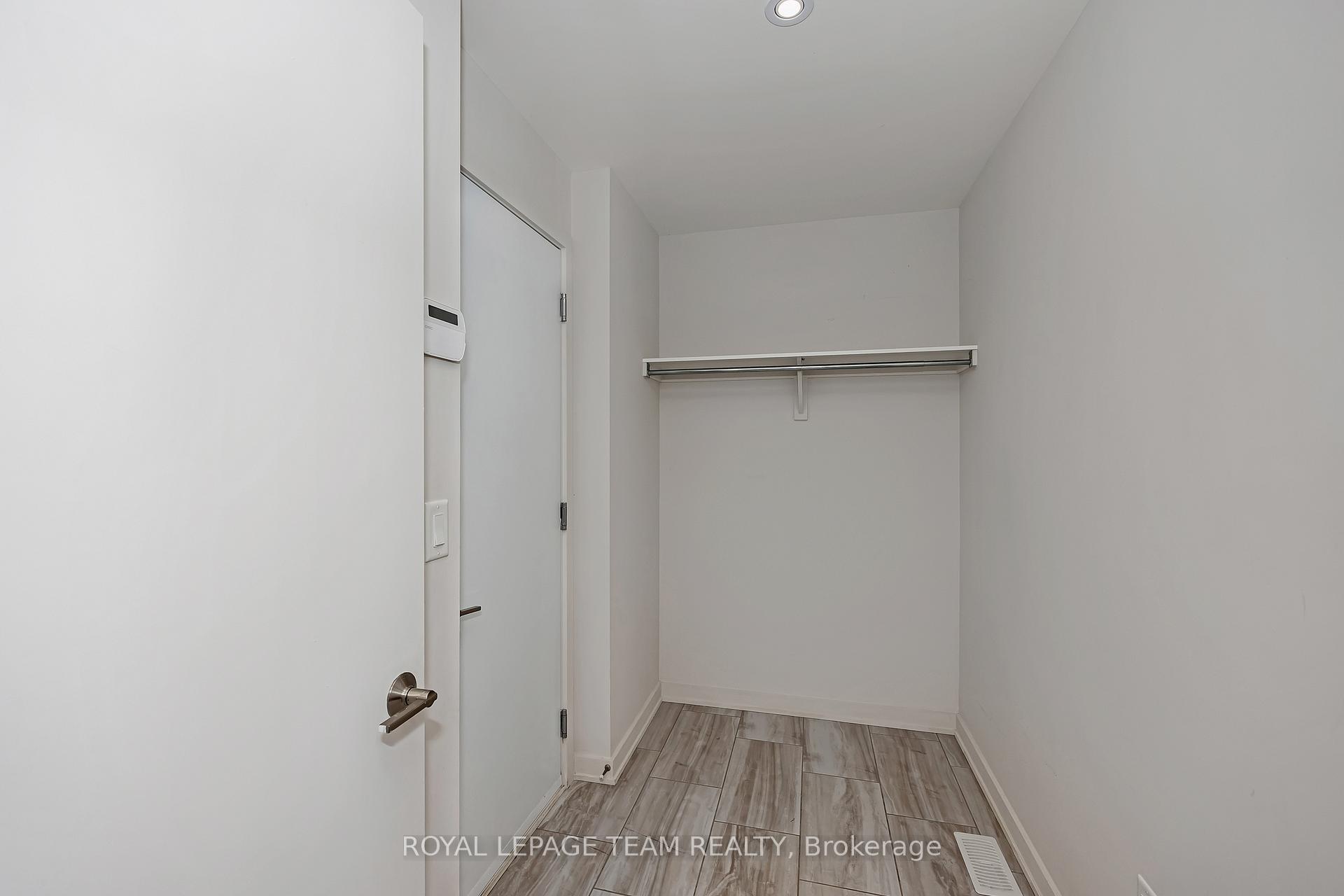 Photo 25 of 522 Borbridge Avenue, Ottawa, Riverside South/Gloucester Glen — HOMEH