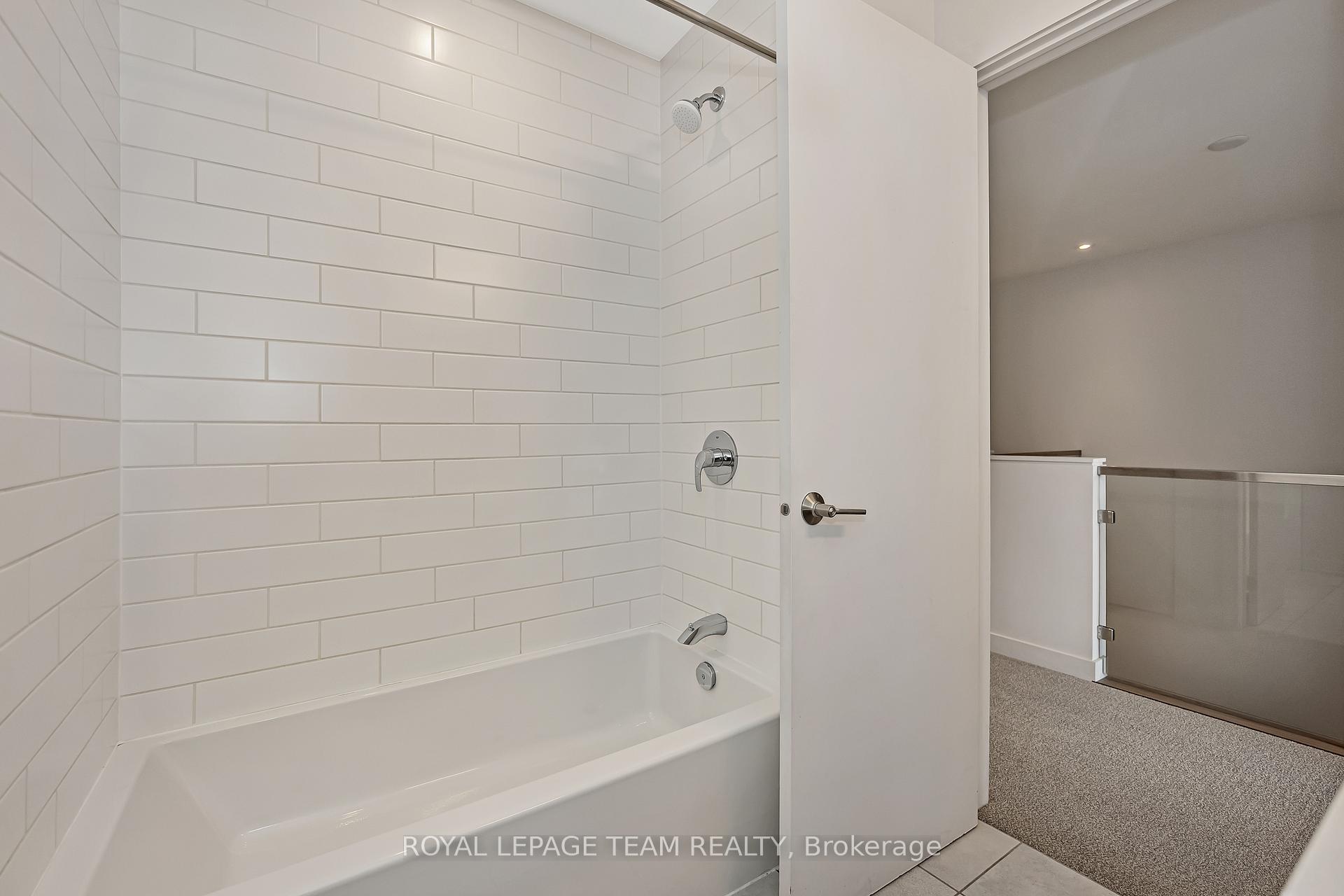 Photo 34 of 522 Borbridge Avenue, Ottawa, Riverside South/Gloucester Glen — HOMEH