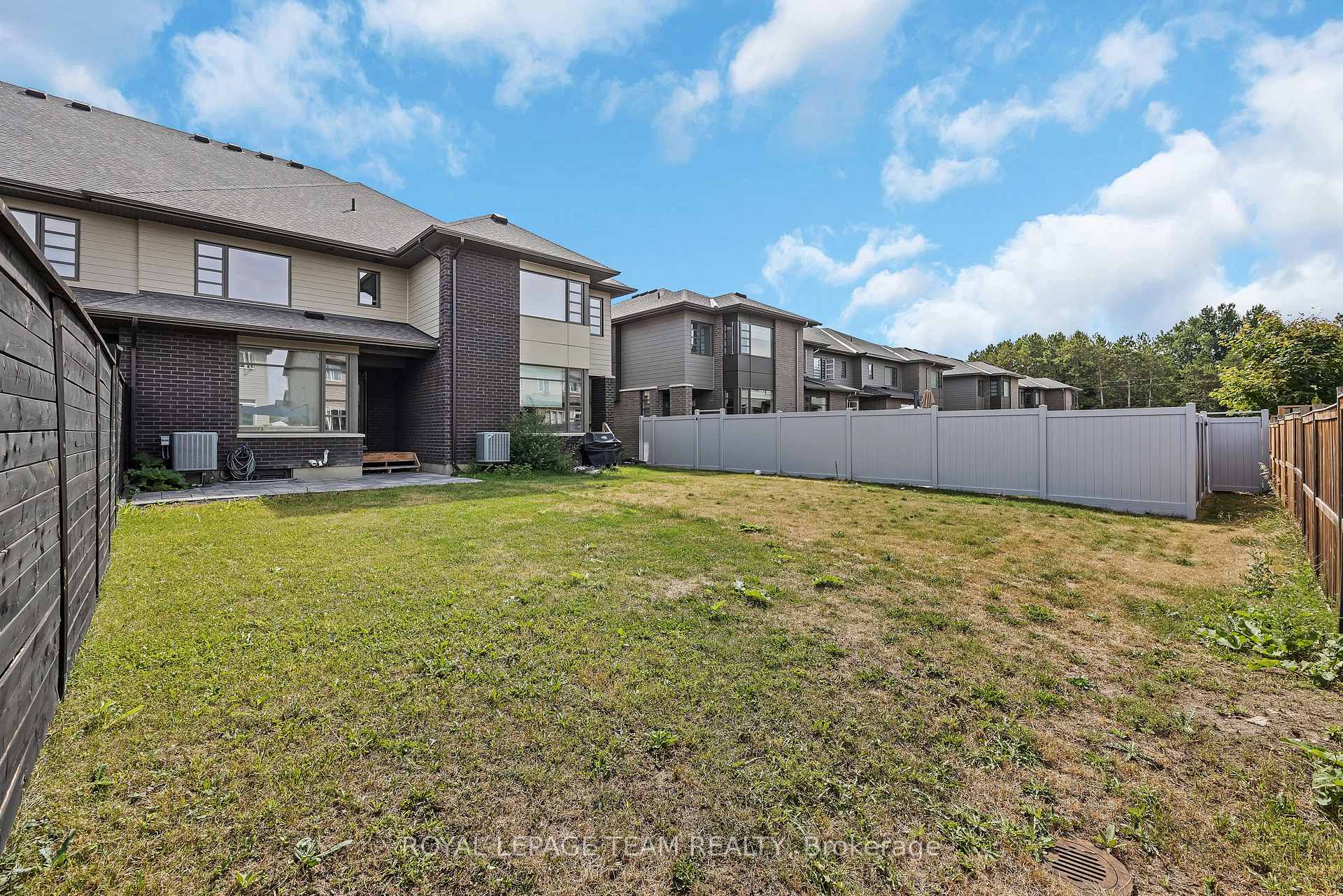 Photo 41 of 522 Borbridge Avenue, Ottawa, Riverside South/Gloucester Glen — HOMEH