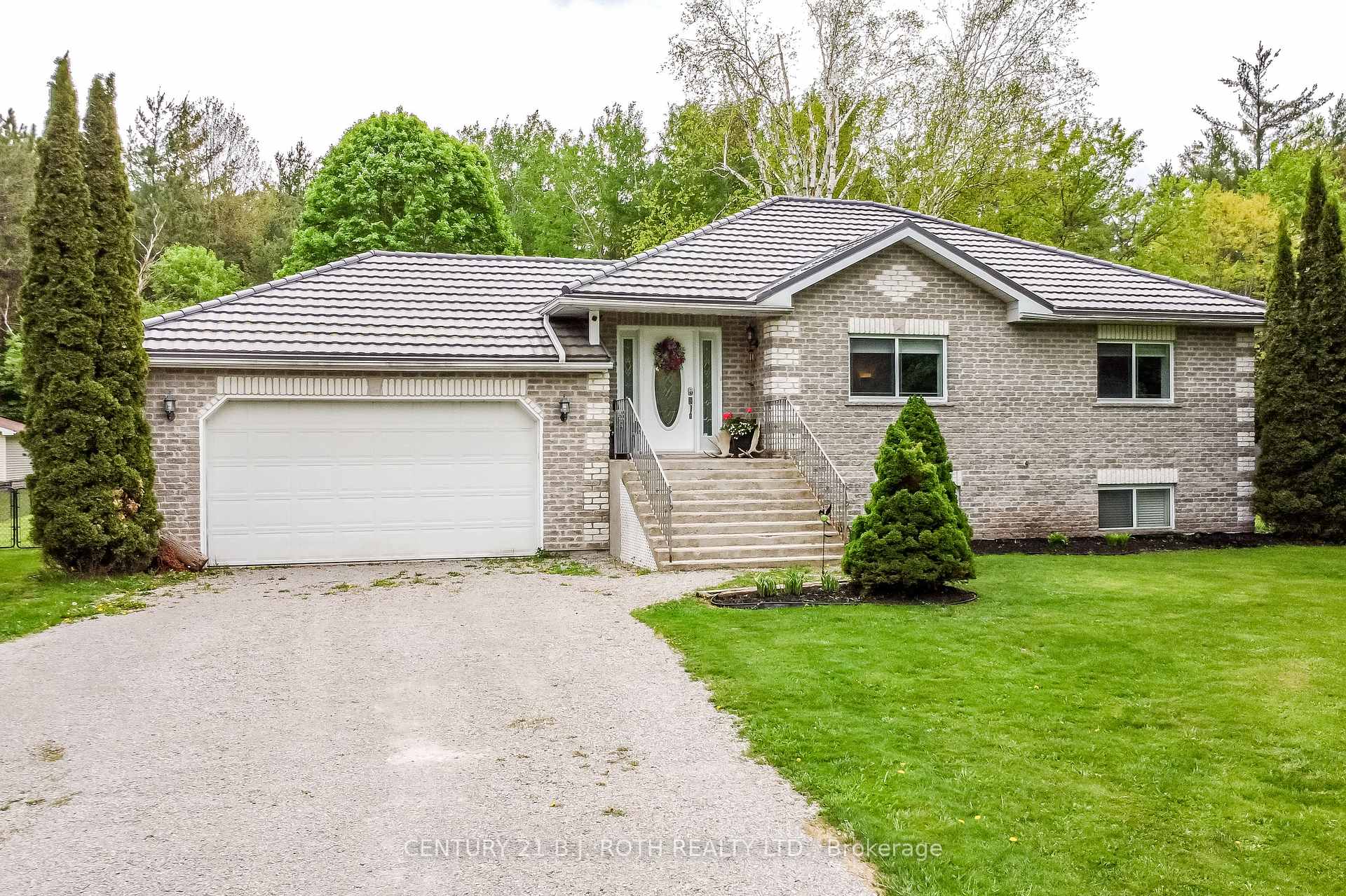 Photo 1 of 6083 Vasey Road, Springwater, Elmvale — HOMEH
