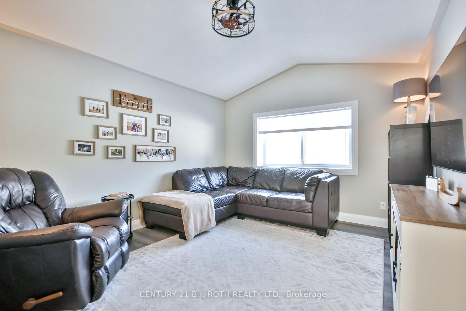 Photo 13 of 6083 Vasey Road, Springwater, Elmvale — HOMEH
