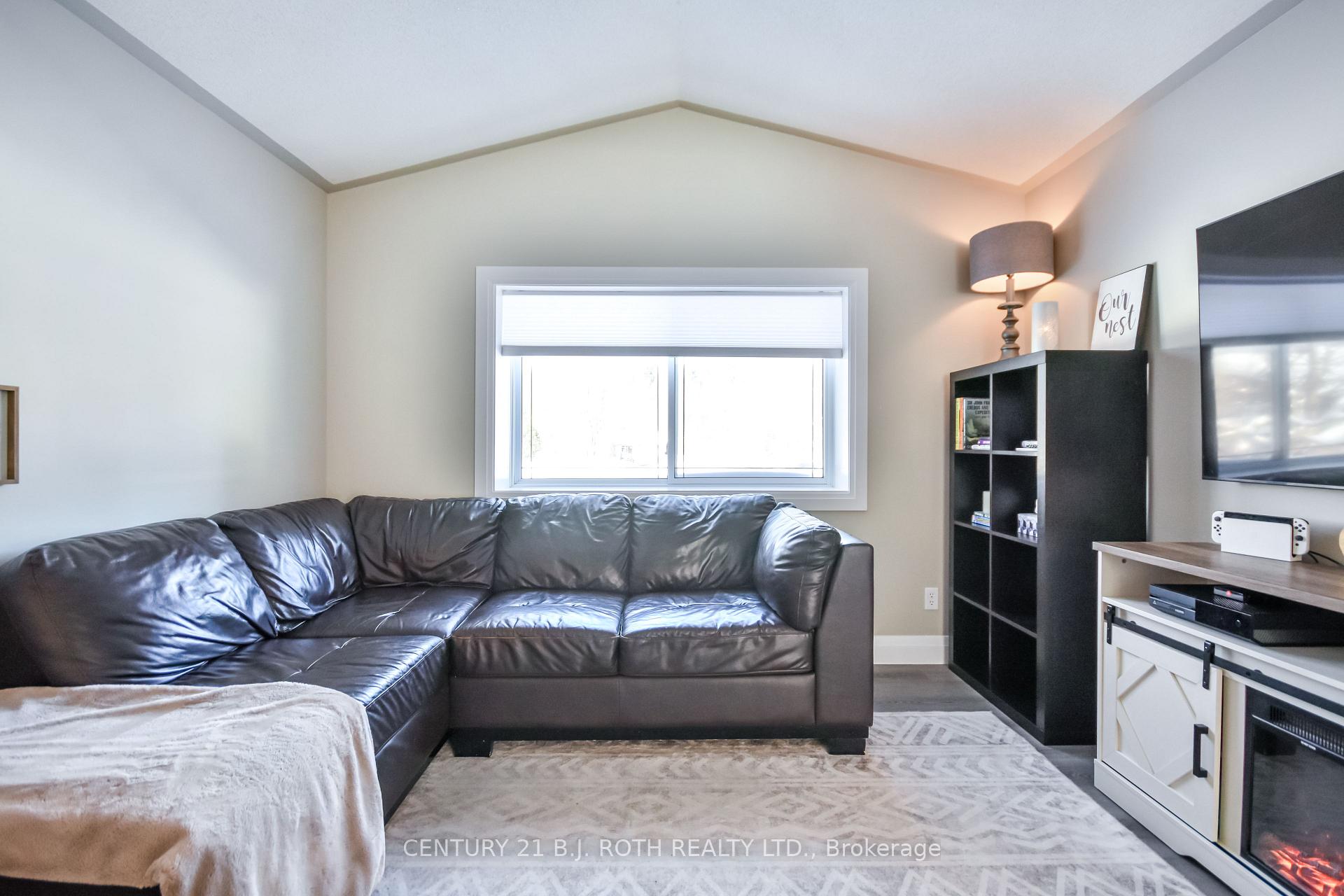Photo 14 of 6083 Vasey Road, Springwater, Elmvale — HOMEH