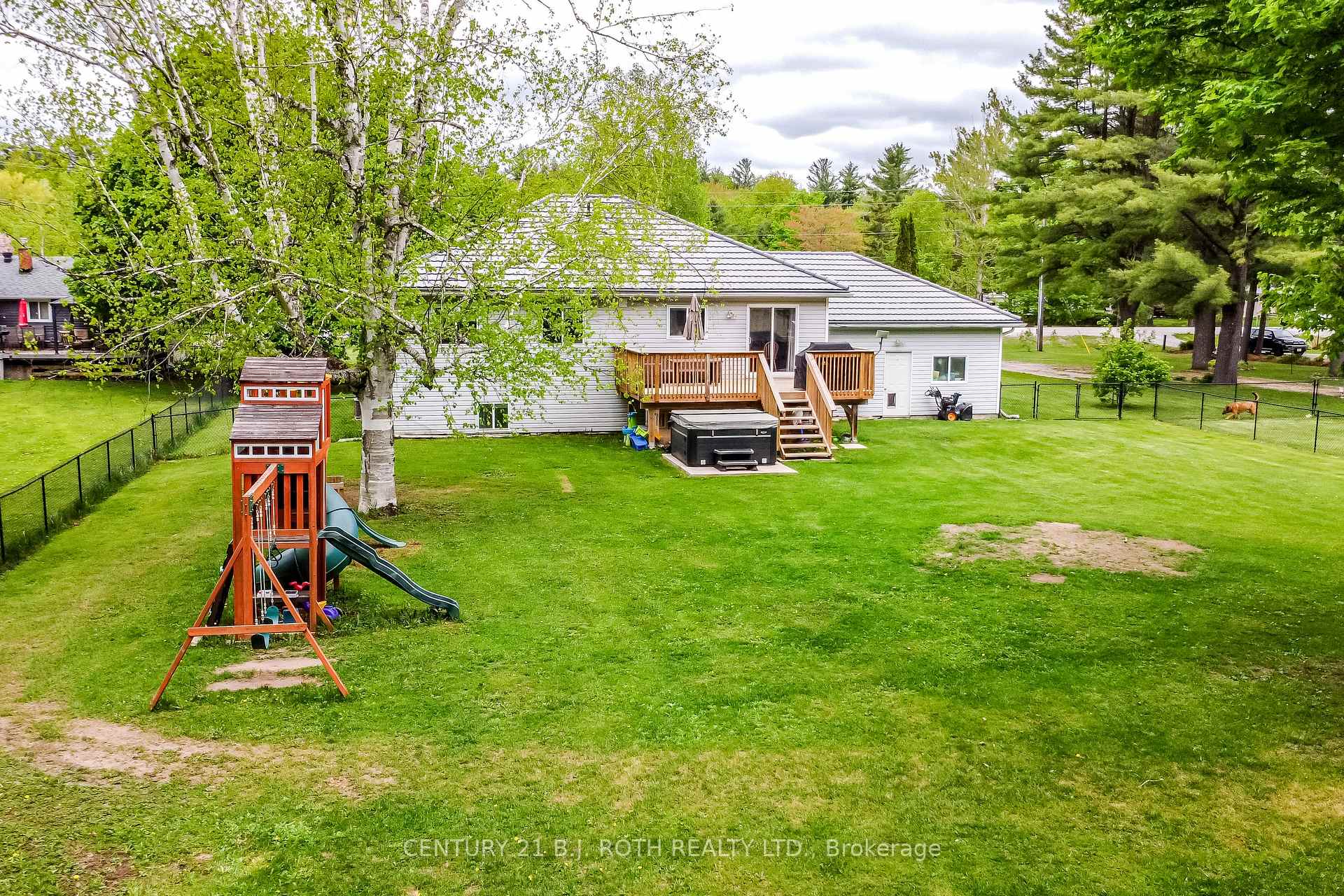 Photo 29 of 6083 Vasey Road, Springwater, Elmvale — HOMEH