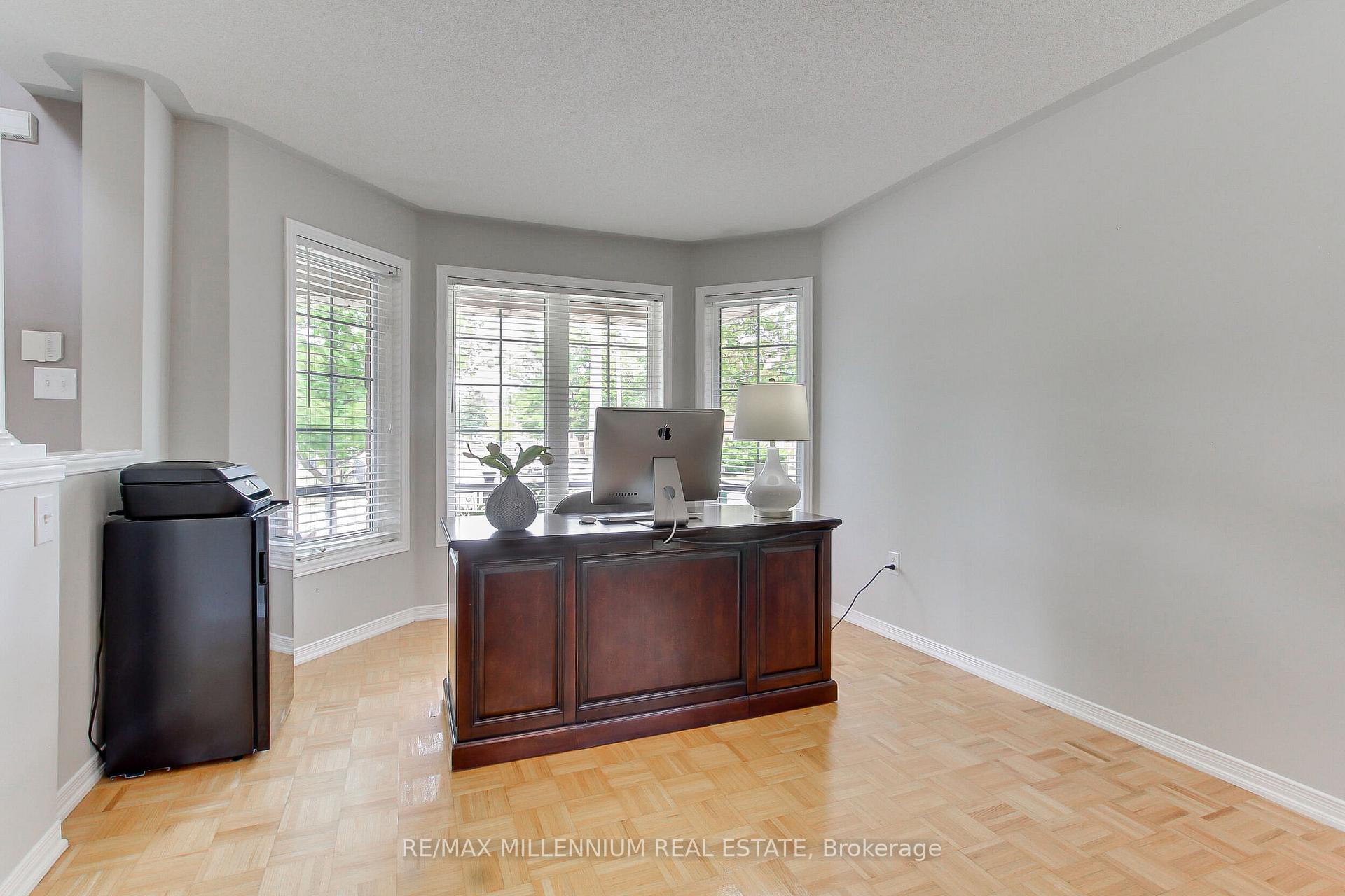 Photo 36 of 60 Mainard Crescent, Brampton, Sandringham-Wellington — HOMEH