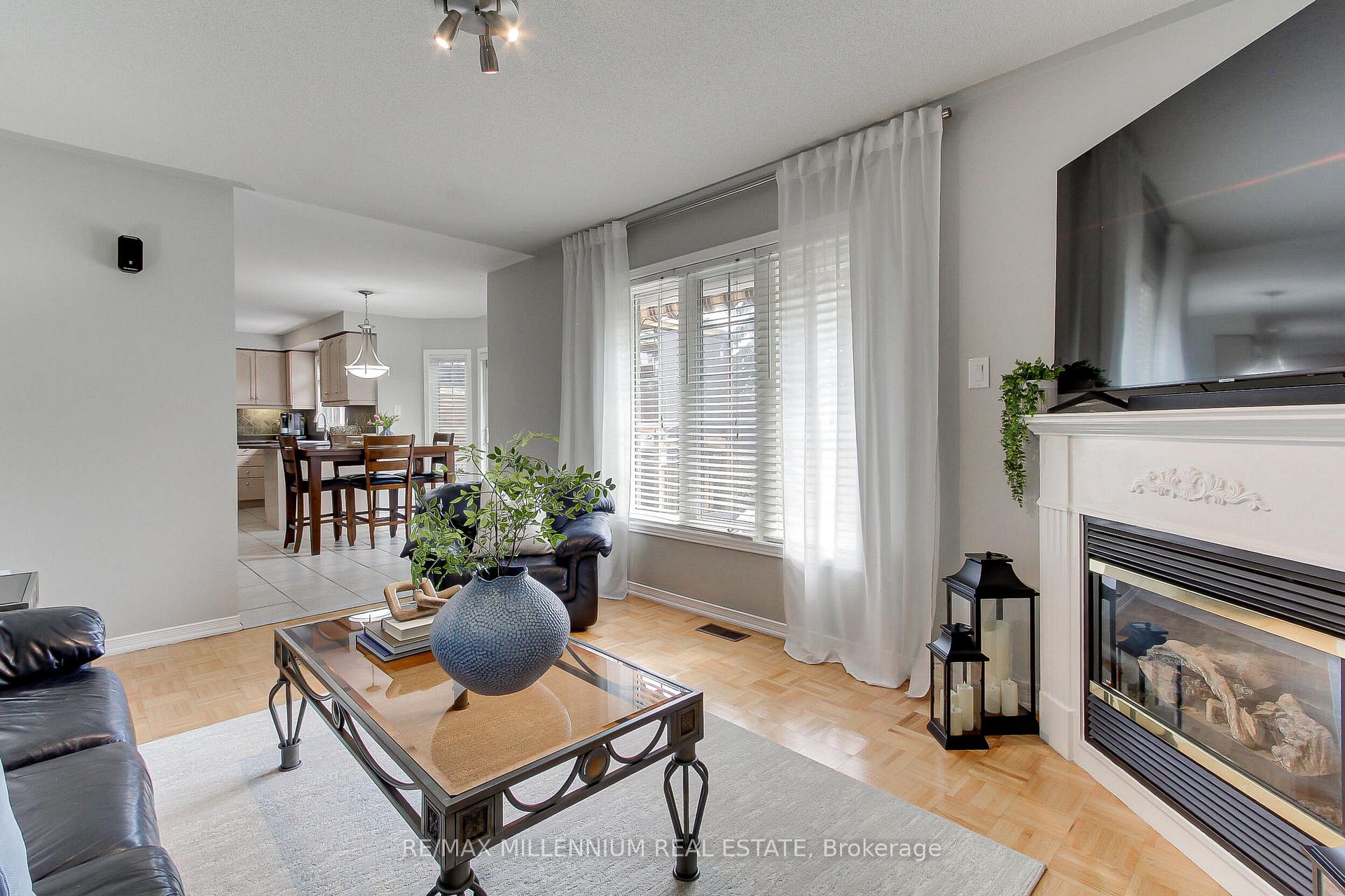 Photo 28 of 60 Mainard Crescent, Brampton, Sandringham-Wellington — HOMEH
