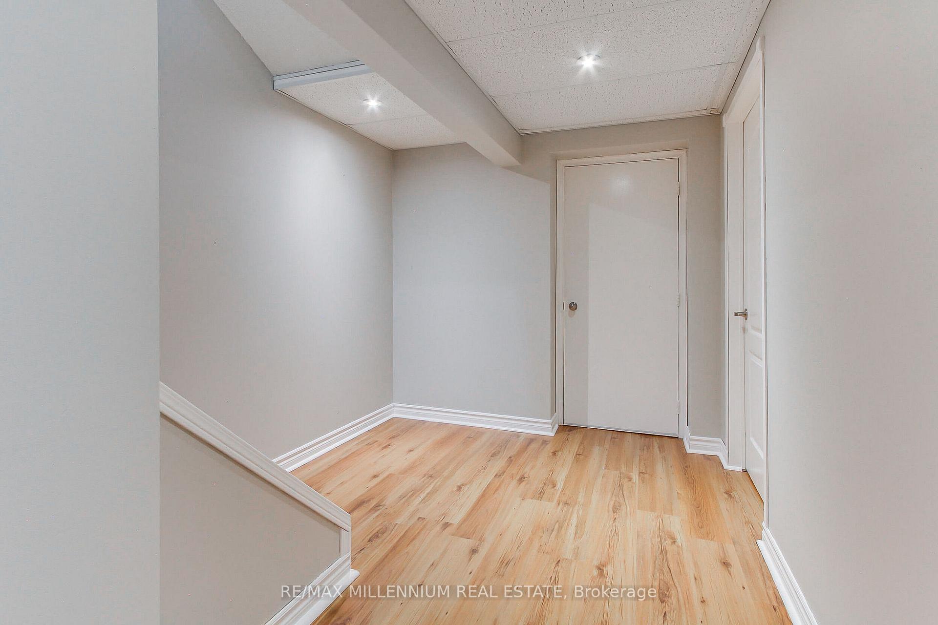 Photo 12 of 60 Mainard Crescent, Brampton, Sandringham-Wellington — HOMEH