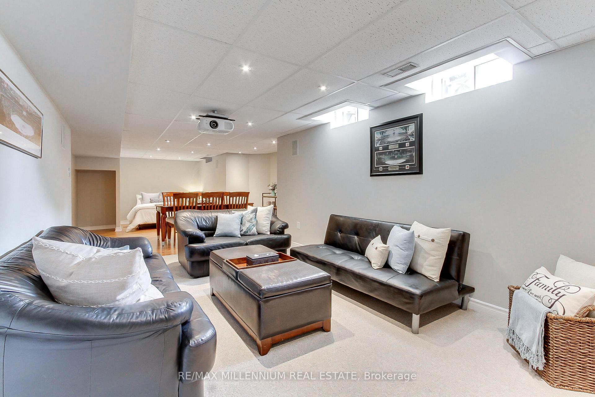 Photo 35 of 60 Mainard Crescent, Brampton, Sandringham-Wellington — HOMEH