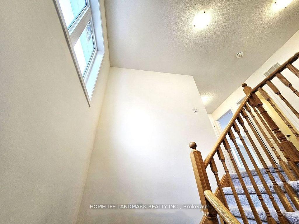 Photo 17 of 20 Sandhill Crane Drive, Wasaga Beach — HOMEH