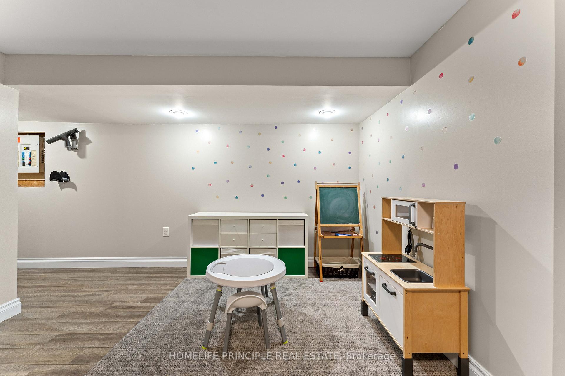 Photo 27 of 124 Grapevine Road, Caledon, Bolton West — HOMEH