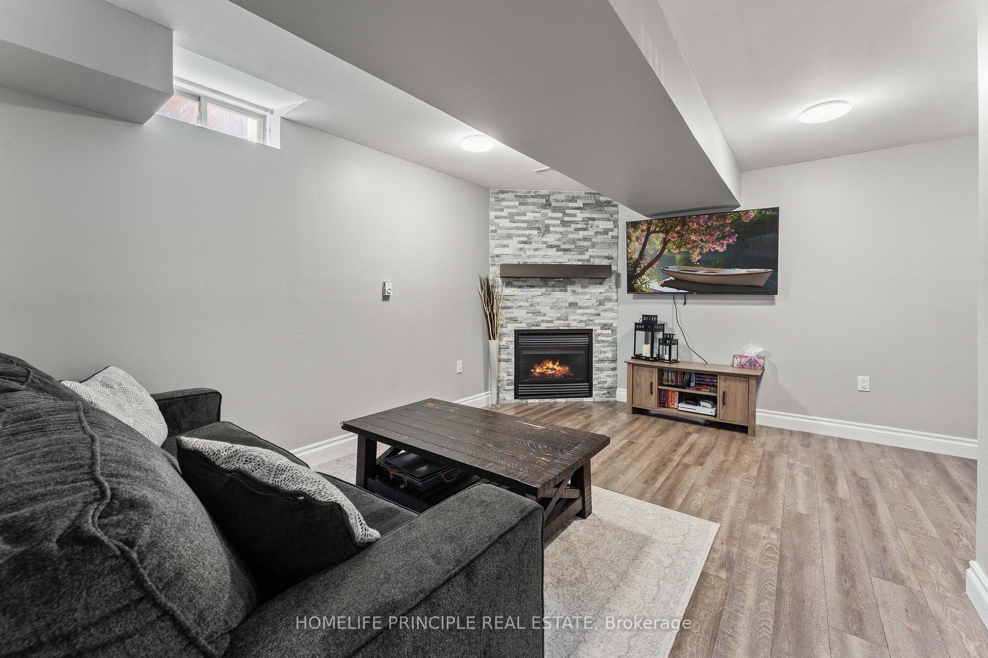 Photo 32 of 124 Grapevine Road, Caledon, Bolton West — HOMEH