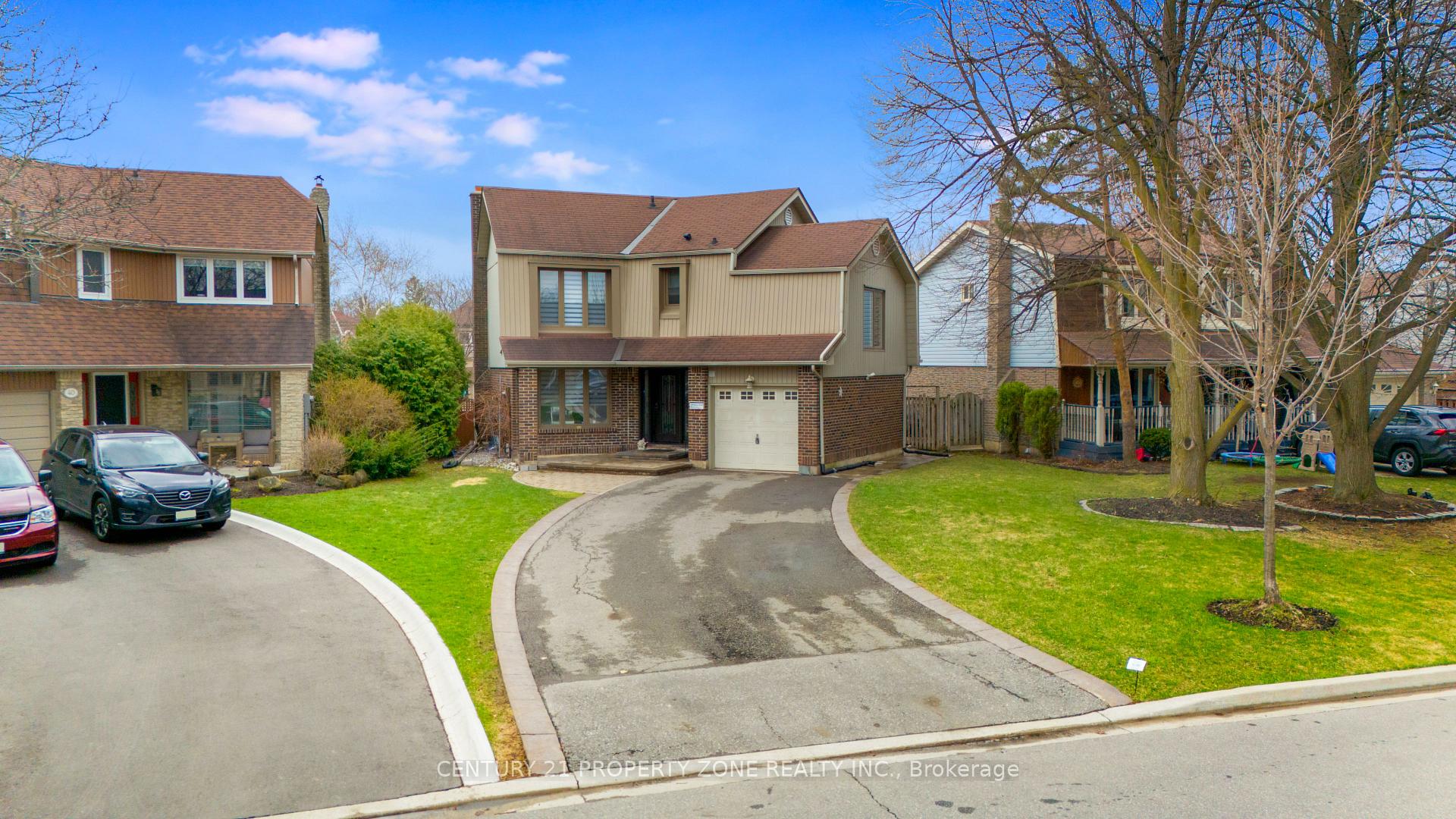 Front of 42 Montcalm Place