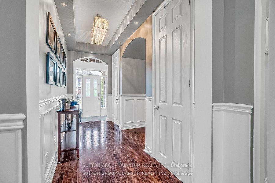 Photo 2 of 5 Riverstone Drive, Brampton, Bram East — HOMEH