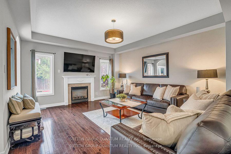 Photo 4 of 5 Riverstone Drive, Brampton, Bram East — HOMEH
