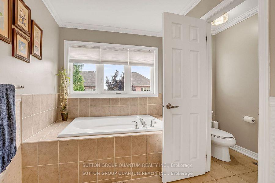 Photo 12 of 5 Riverstone Drive, Brampton, Bram East — HOMEH