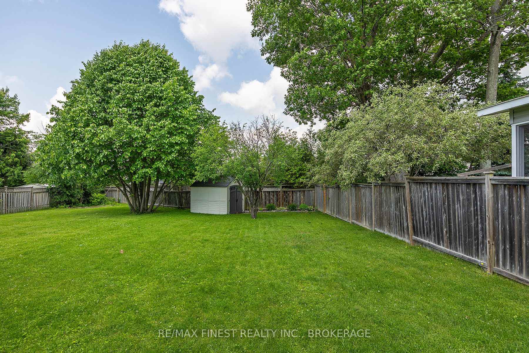 Photo 37 of 1408 Thornwood Crescent, Kingston, City Northwest — HOMEH