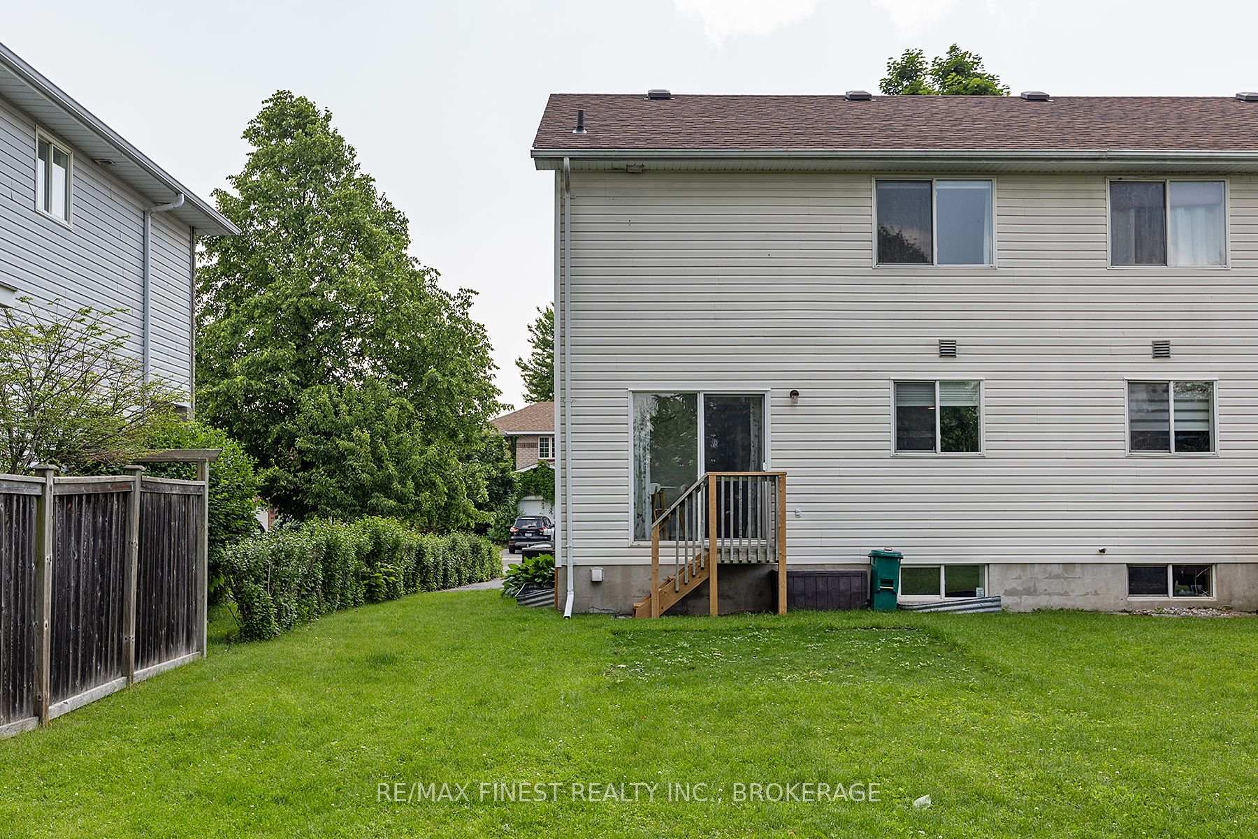 Photo 40 of 1408 Thornwood Crescent, Kingston, City Northwest — HOMEH