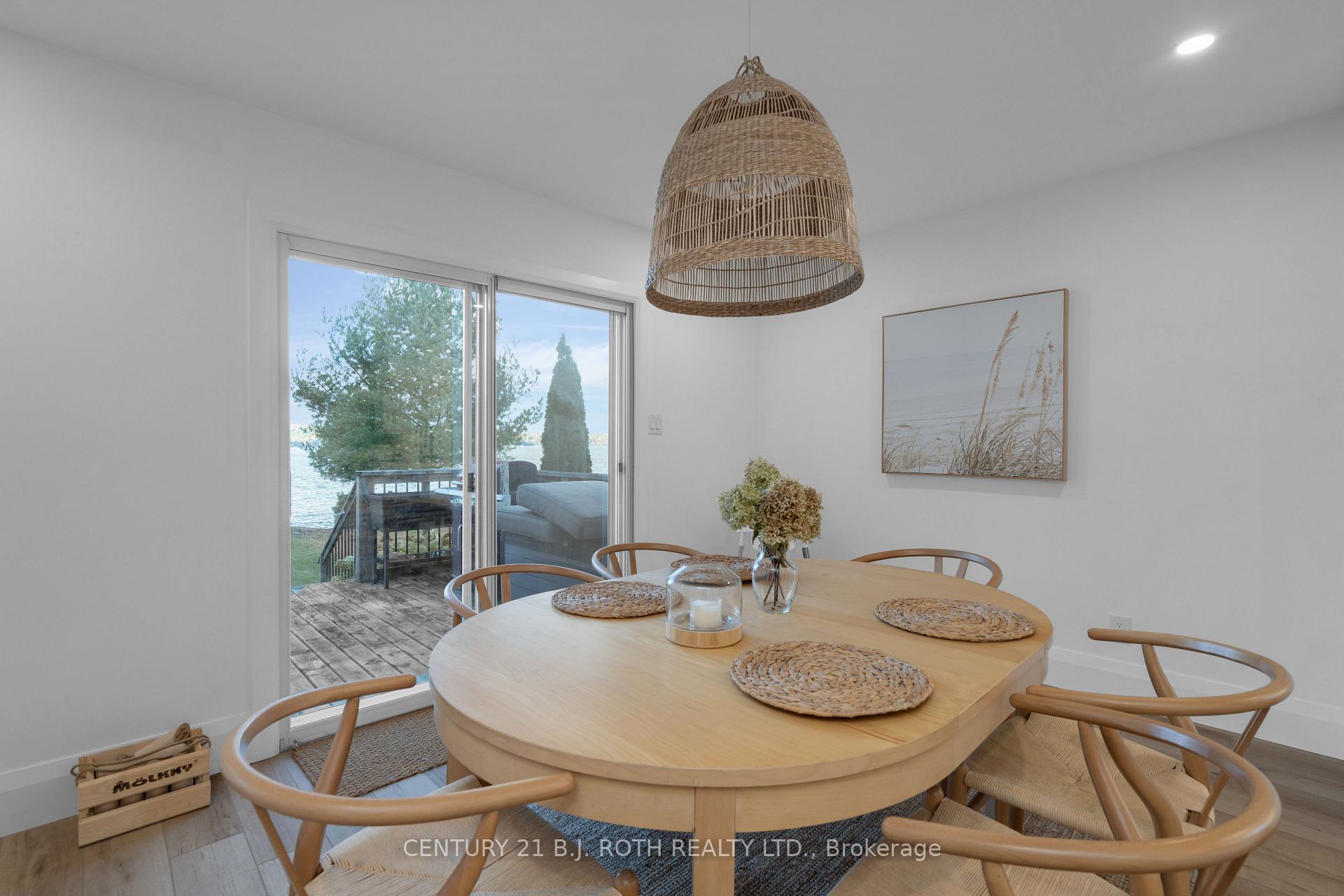 Photo 17 of 56 Gray Lane, Barrie, South Shore — HOMEH