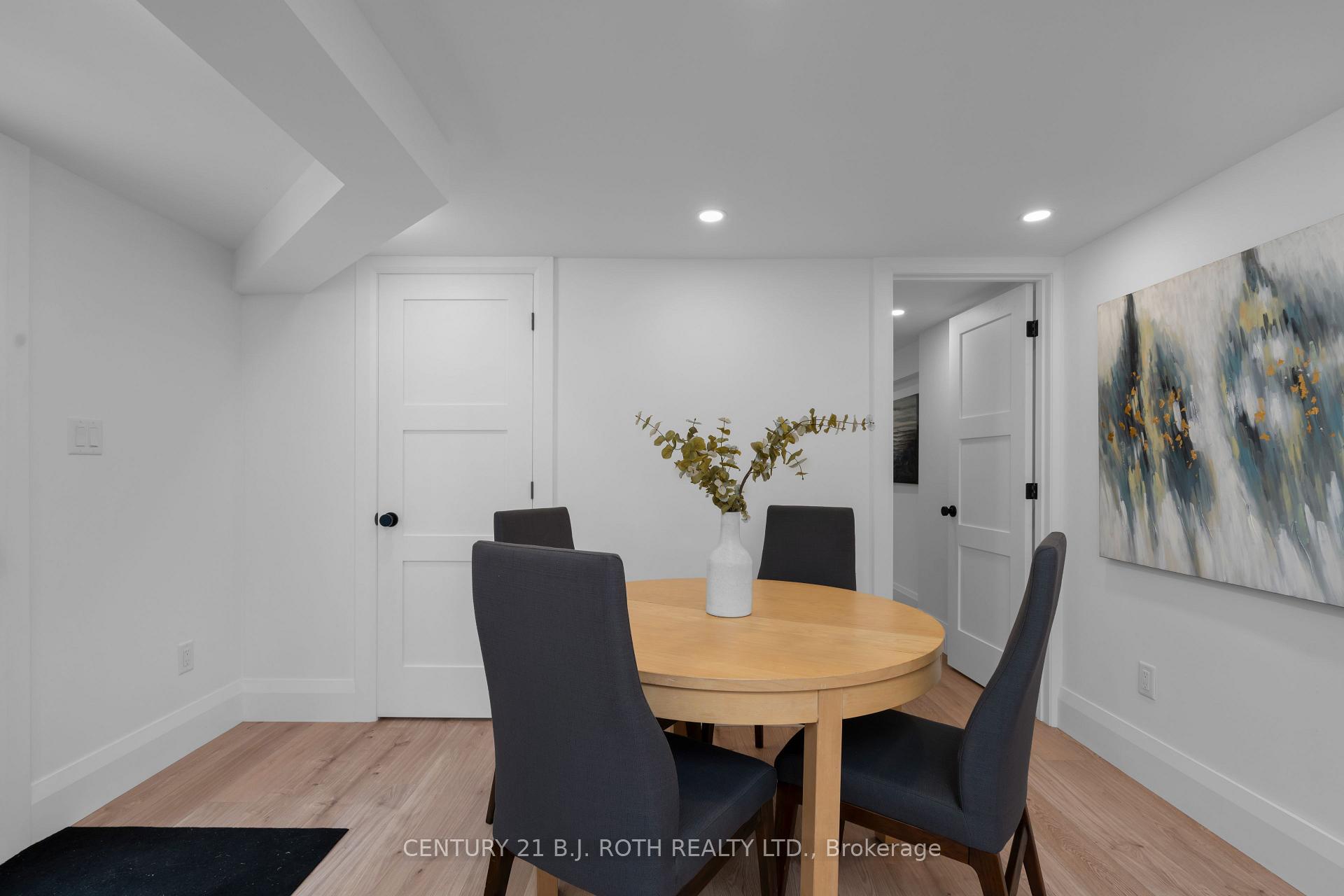 Photo 4 of 56 Gray Lane, Barrie, South Shore — HOMEH