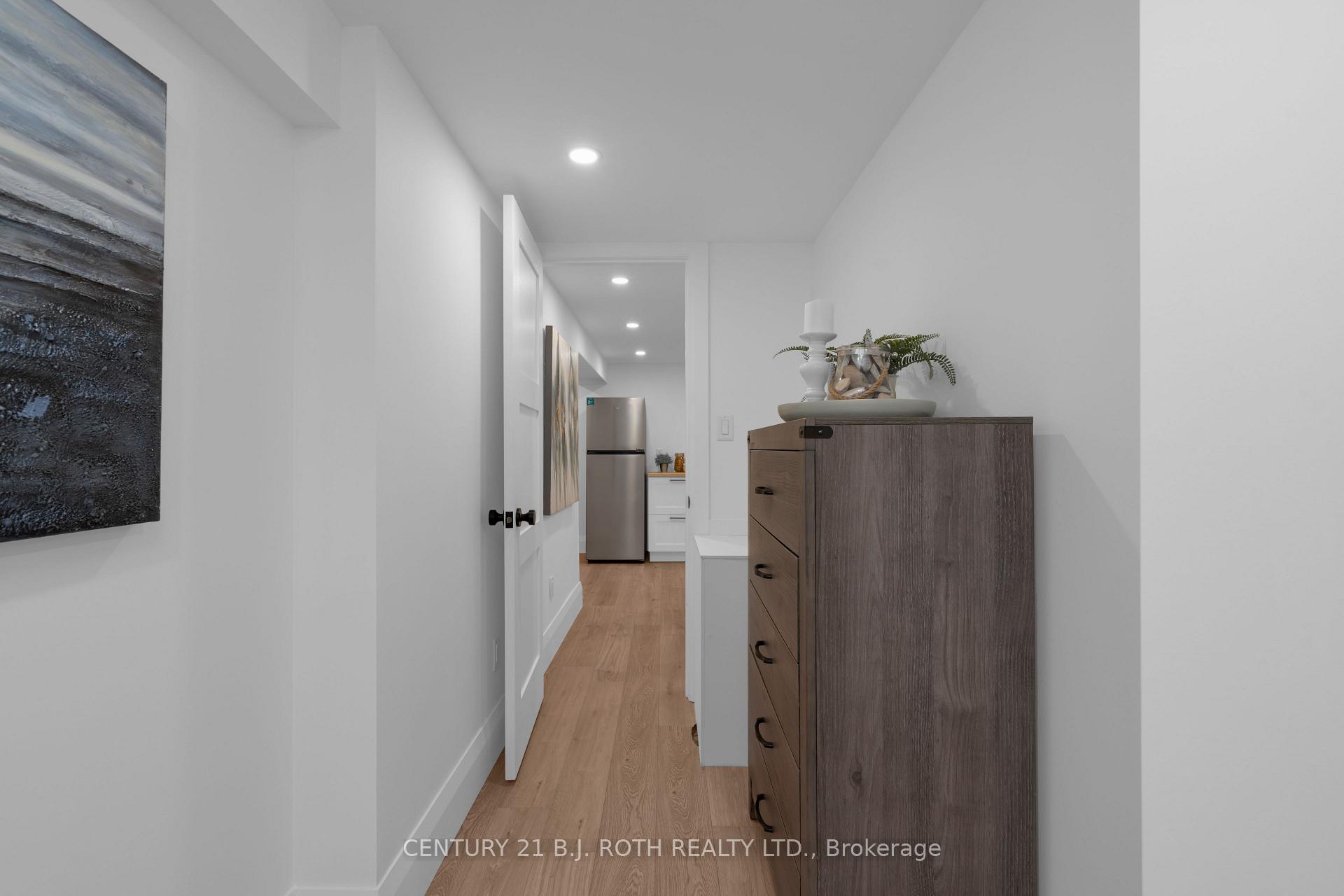 Photo 26 of 56 Gray Lane, Barrie, South Shore — HOMEH