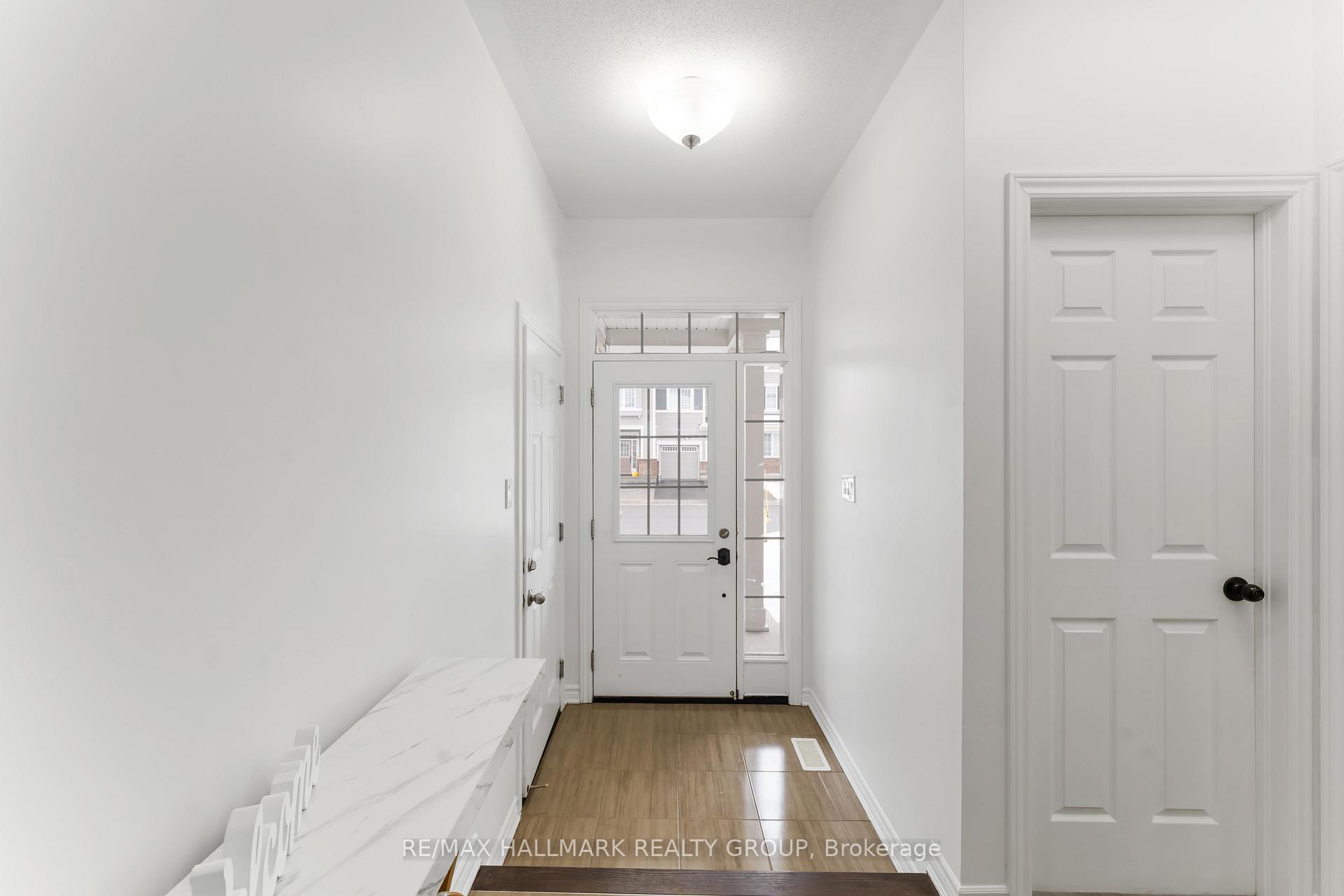Photo 2 of 248 Willow Aster Circle, Ottawa, Avalon West — HOMEH