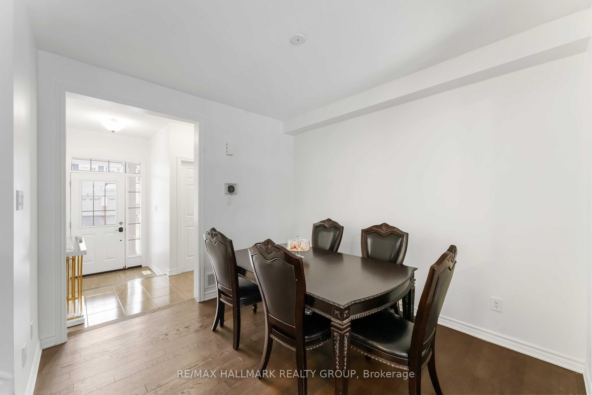 Photo 13 of 248 Willow Aster Circle, Ottawa, Avalon West — HOMEH