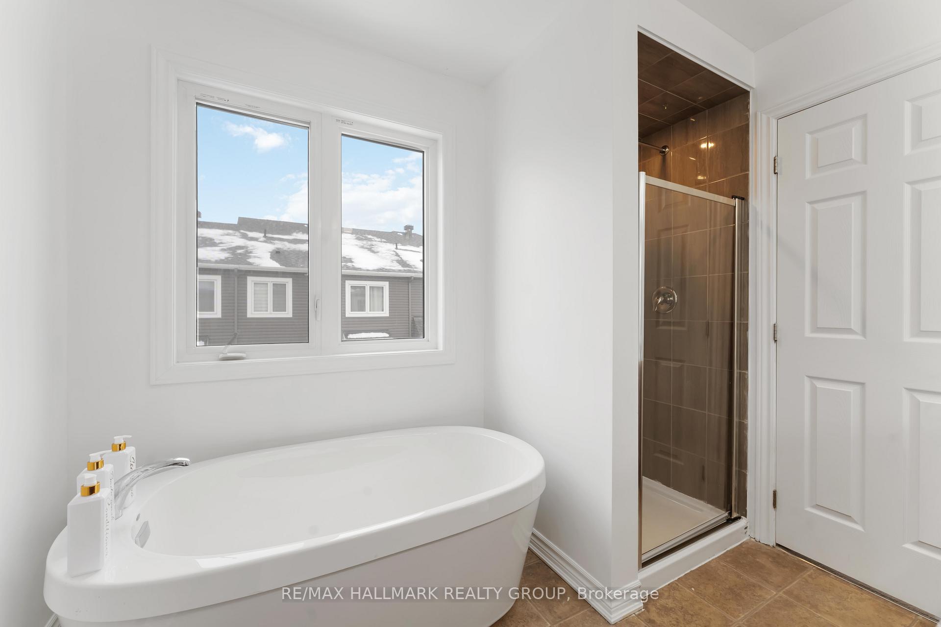 Photo 21 of 248 Willow Aster Circle, Ottawa, Avalon West — HOMEH