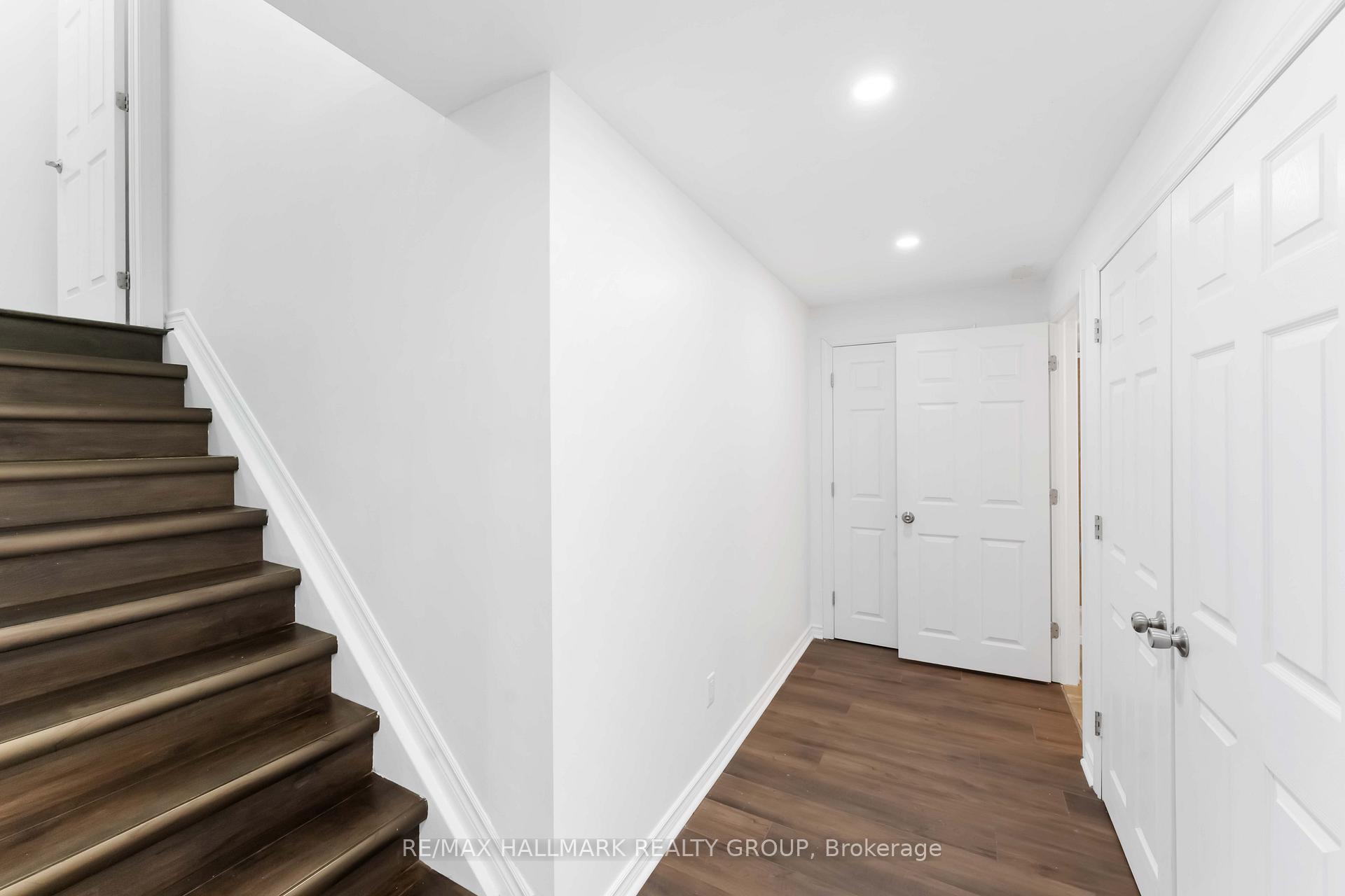 Photo 20 of 248 Willow Aster Circle, Ottawa, Avalon West — HOMEH