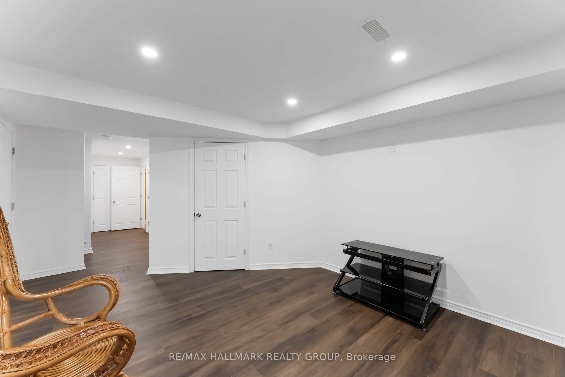 Photo 25 of 248 Willow Aster Circle, Ottawa, Avalon West — HOMEH