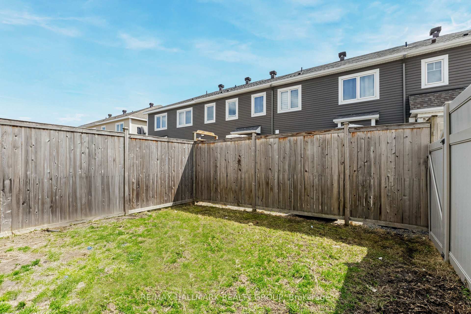 Photo 36 of 248 Willow Aster Circle, Ottawa, Avalon West — HOMEH