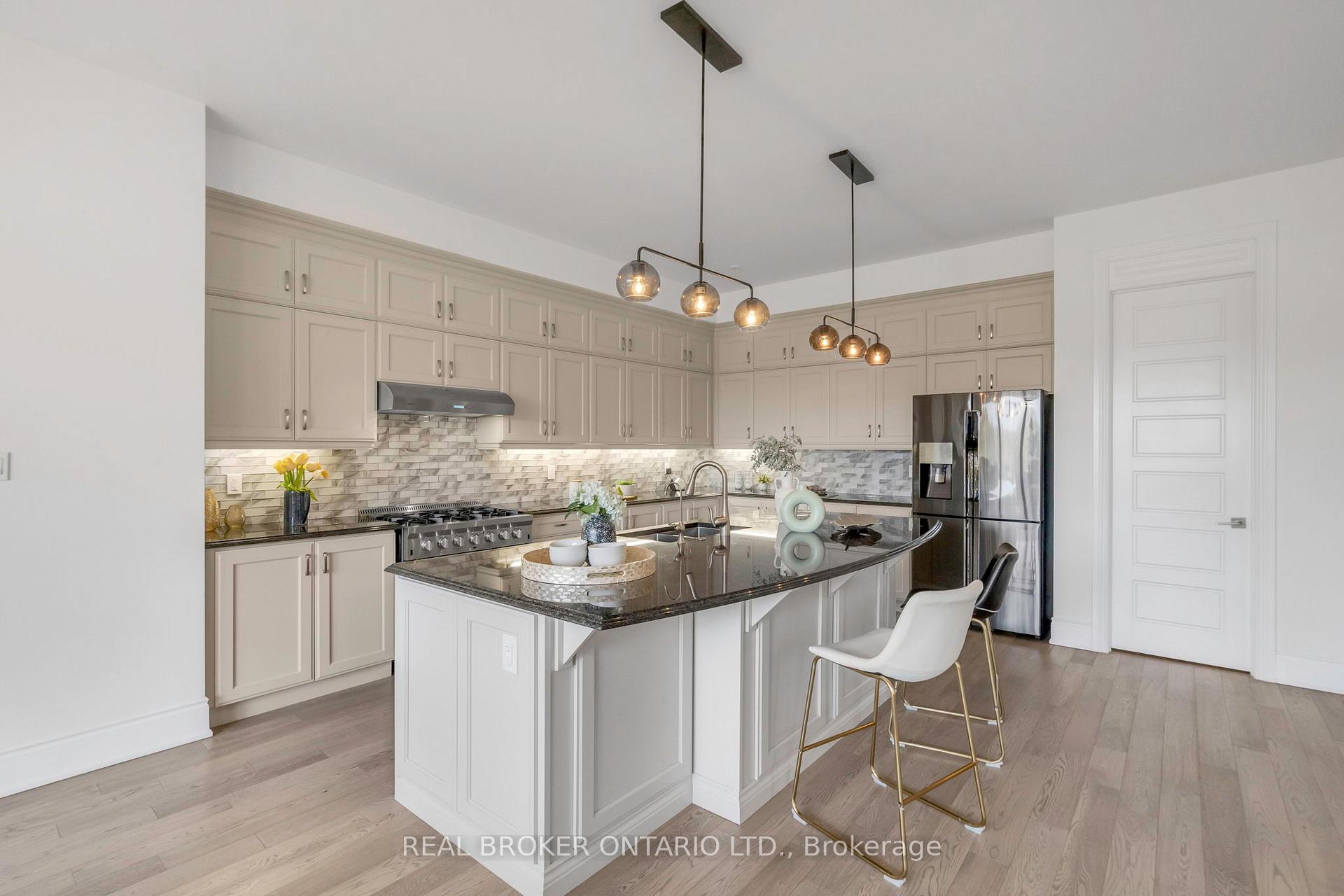 Photo 11 of 18 Ridgepoint Road, Vaughan, Kleinburg — HOMEH