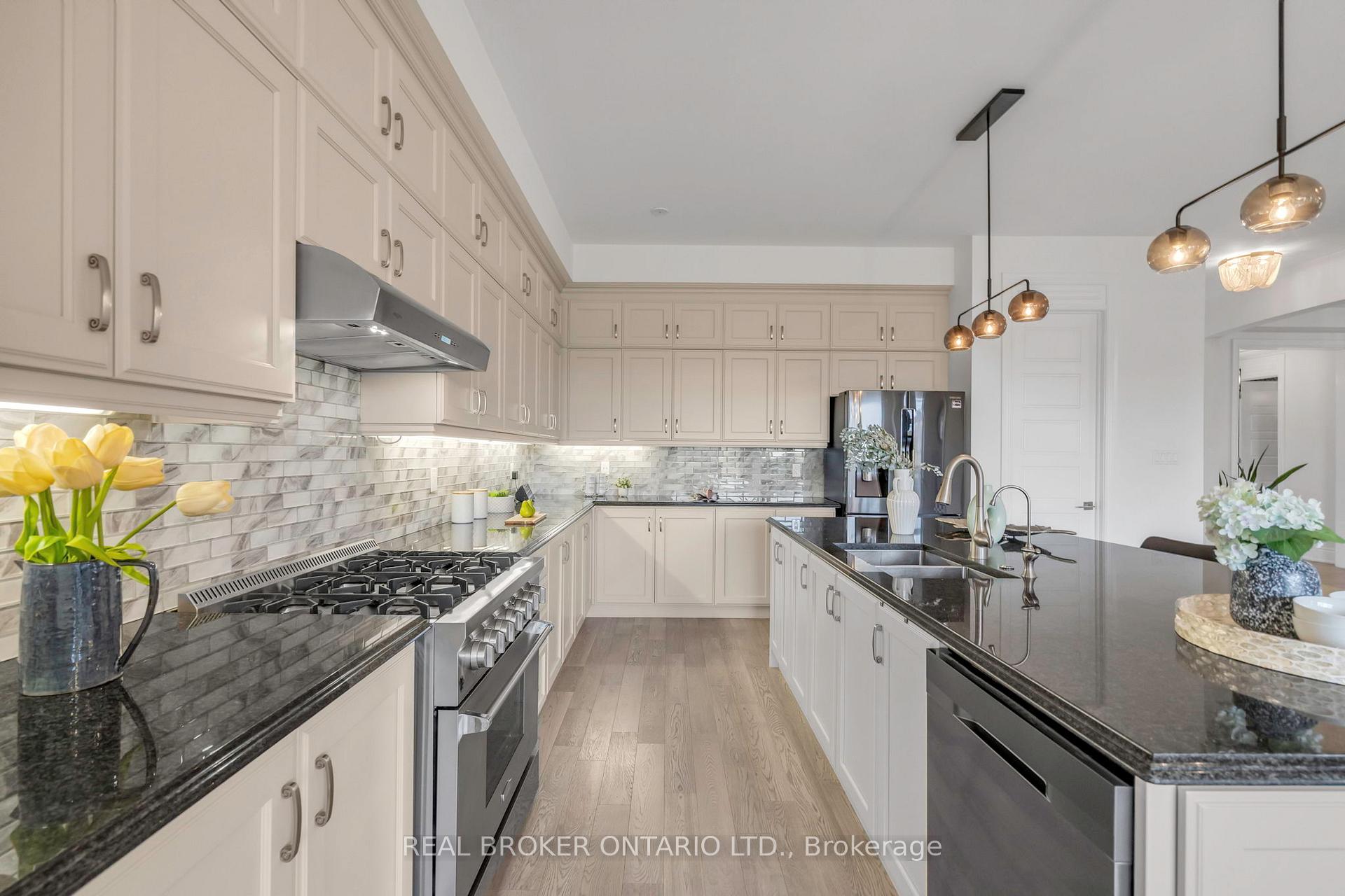 Photo 18 of 18 Ridgepoint Road, Vaughan, Kleinburg — HOMEH