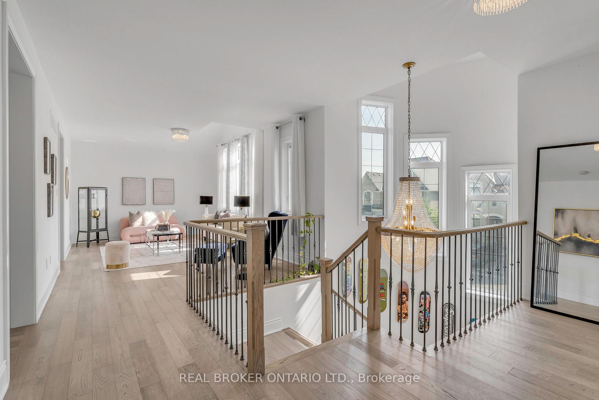 Photo 13 of 18 Ridgepoint Road, Vaughan, Kleinburg — HOMEH