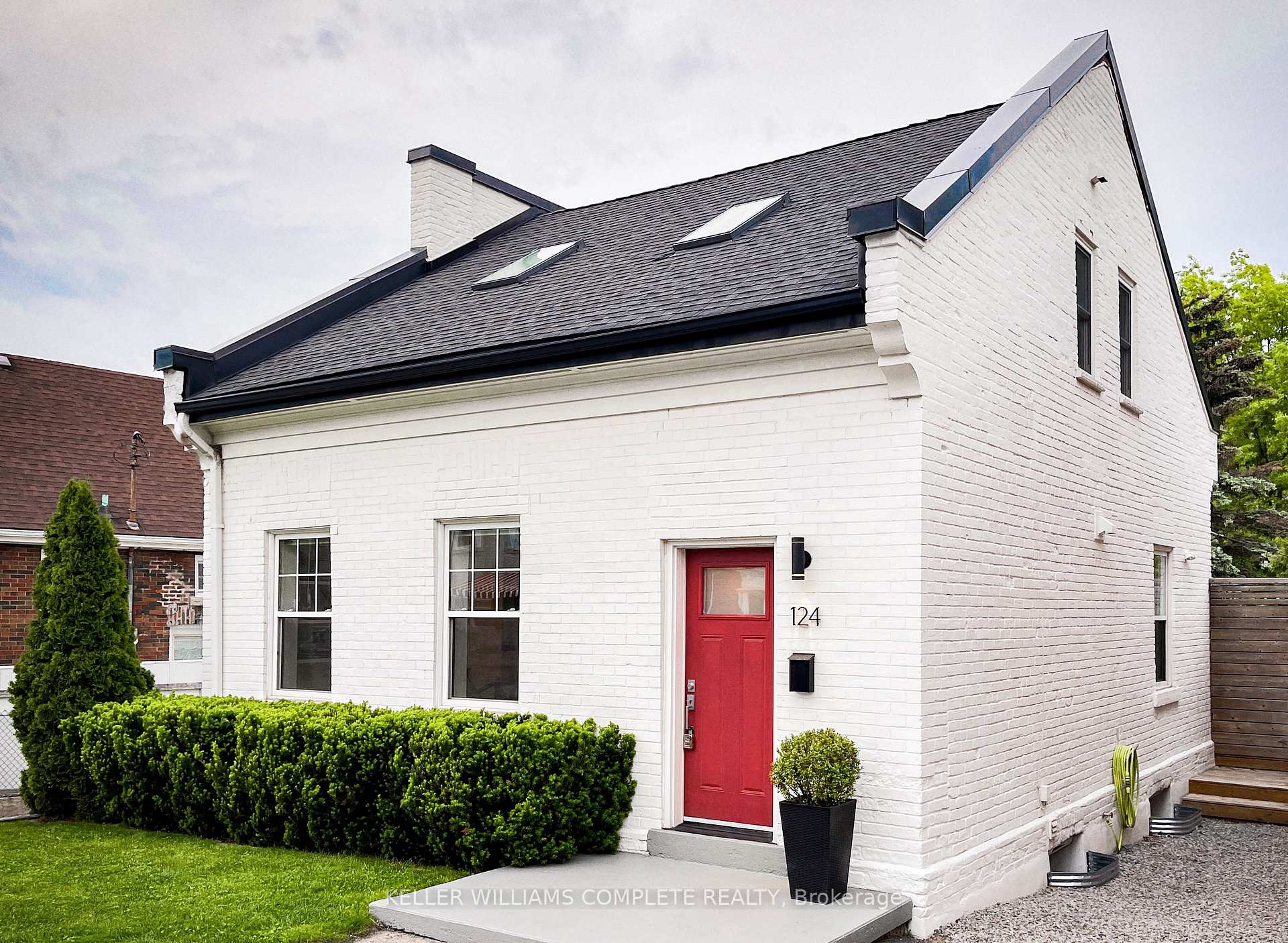 Photo 1 of 124 Locke Street N, Hamilton, Strathcona — HOMEH